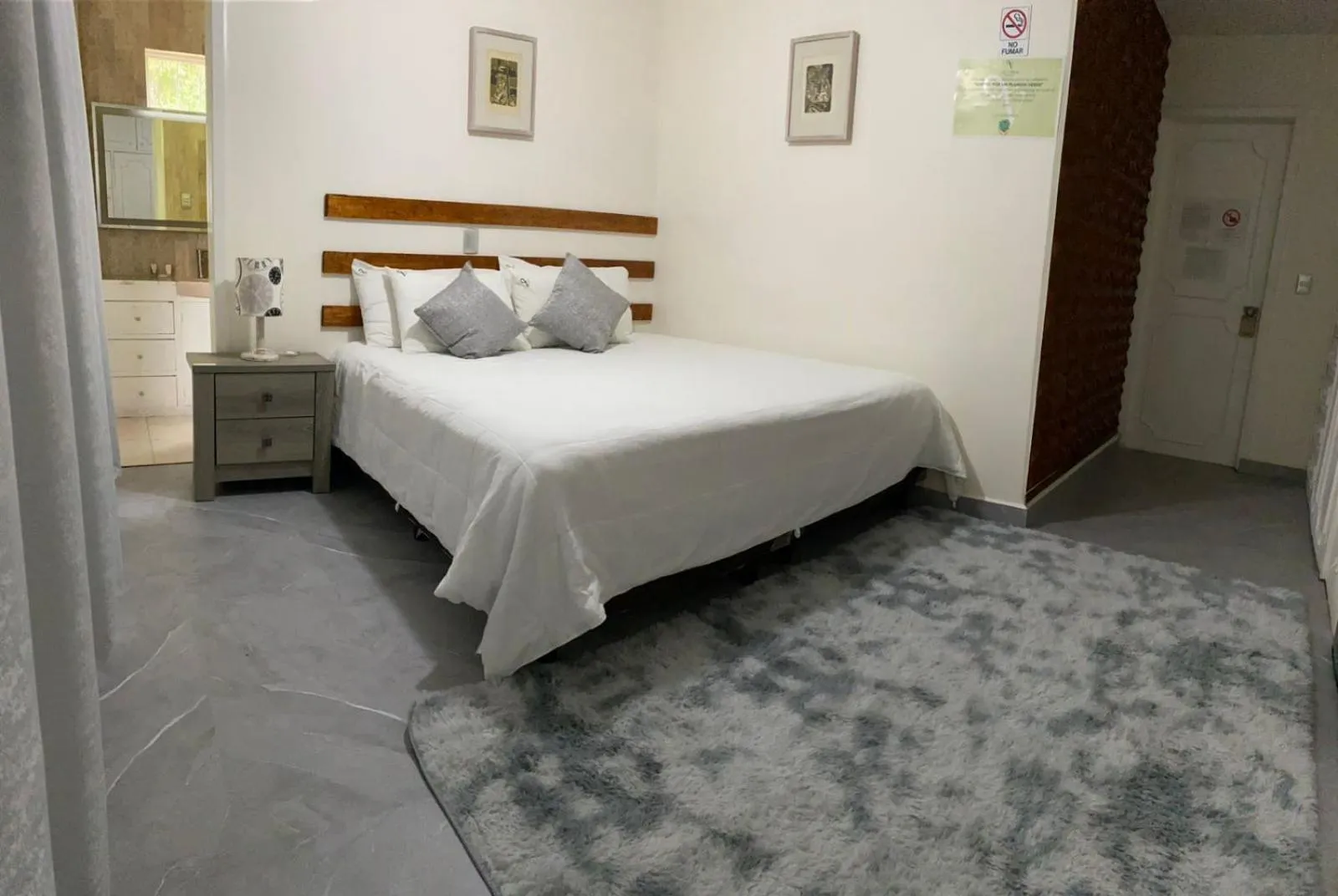 Bed in Victoria Hotel y Spa