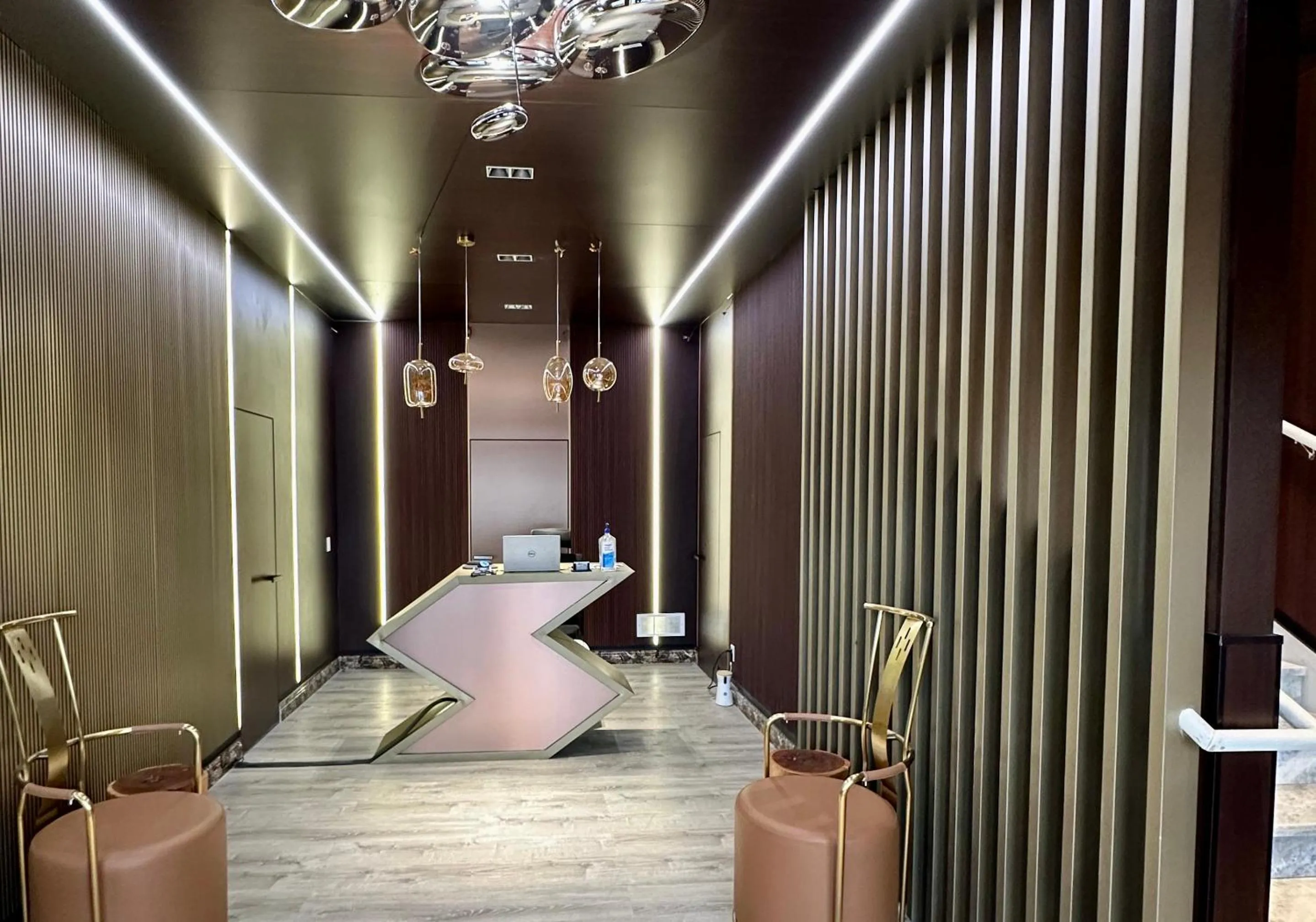 Lobby or reception in Lake View Suites