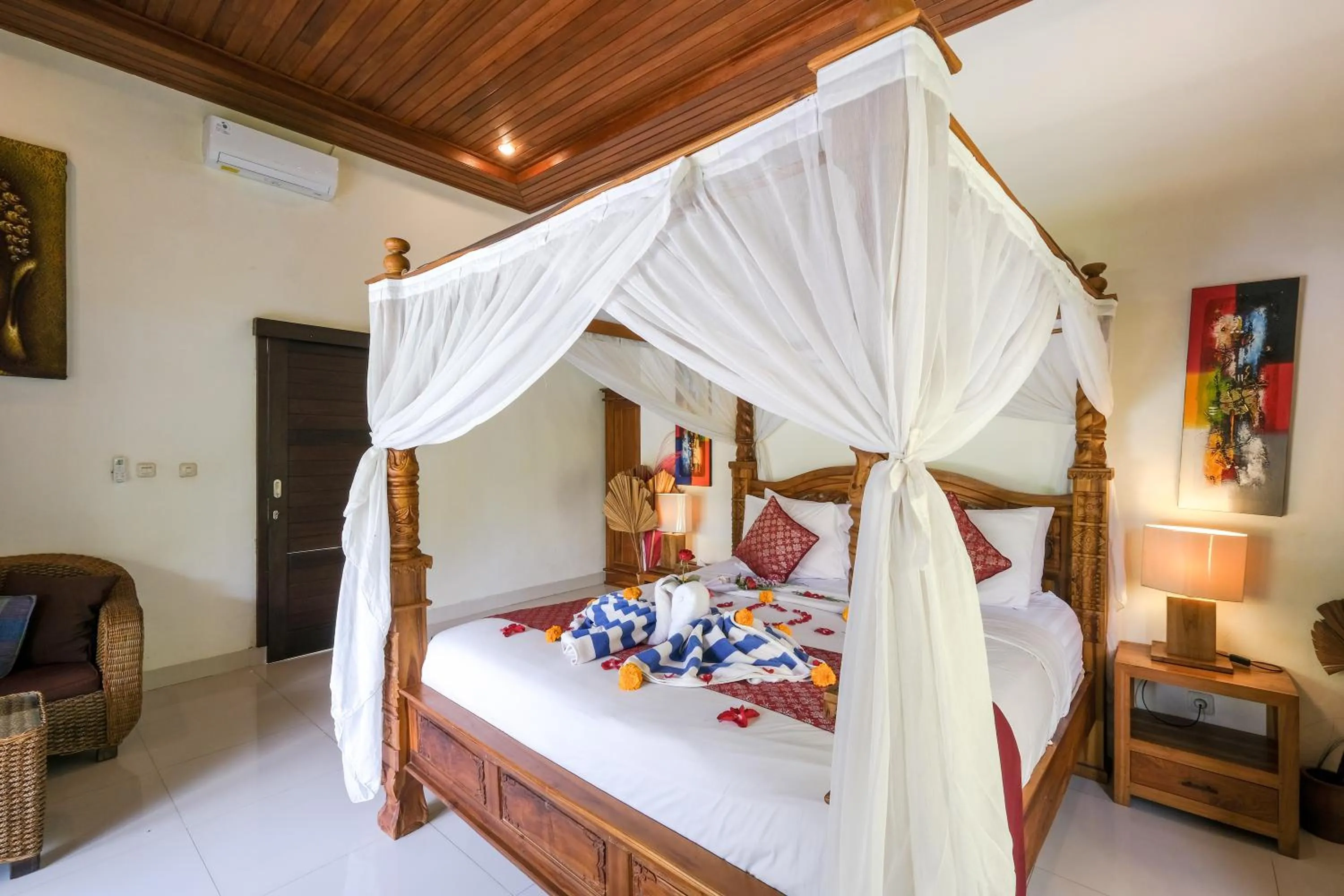 Bed in Villa Tirtha Amertha Ubud