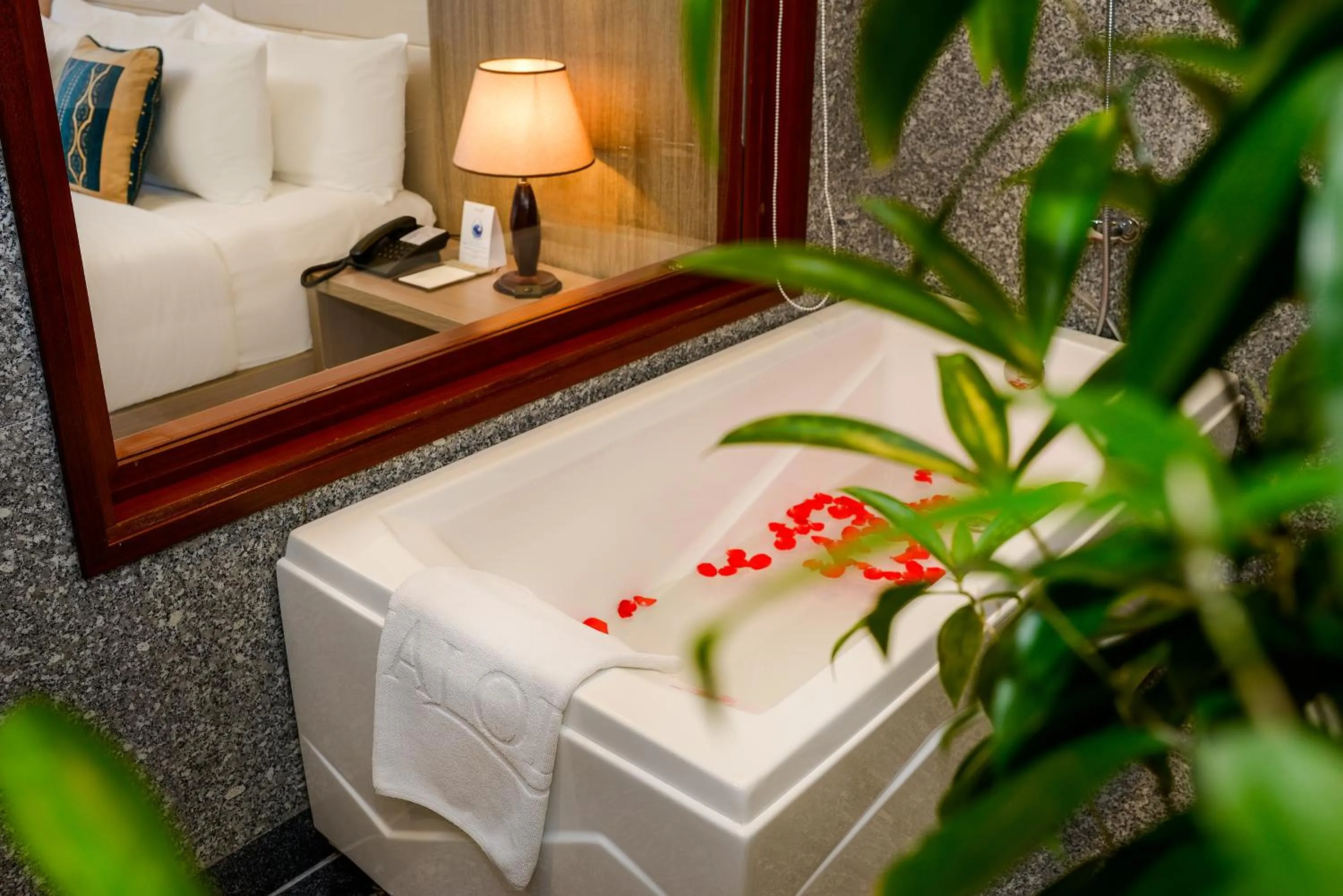 Bedroom, Bed in The Nalod Da Nang