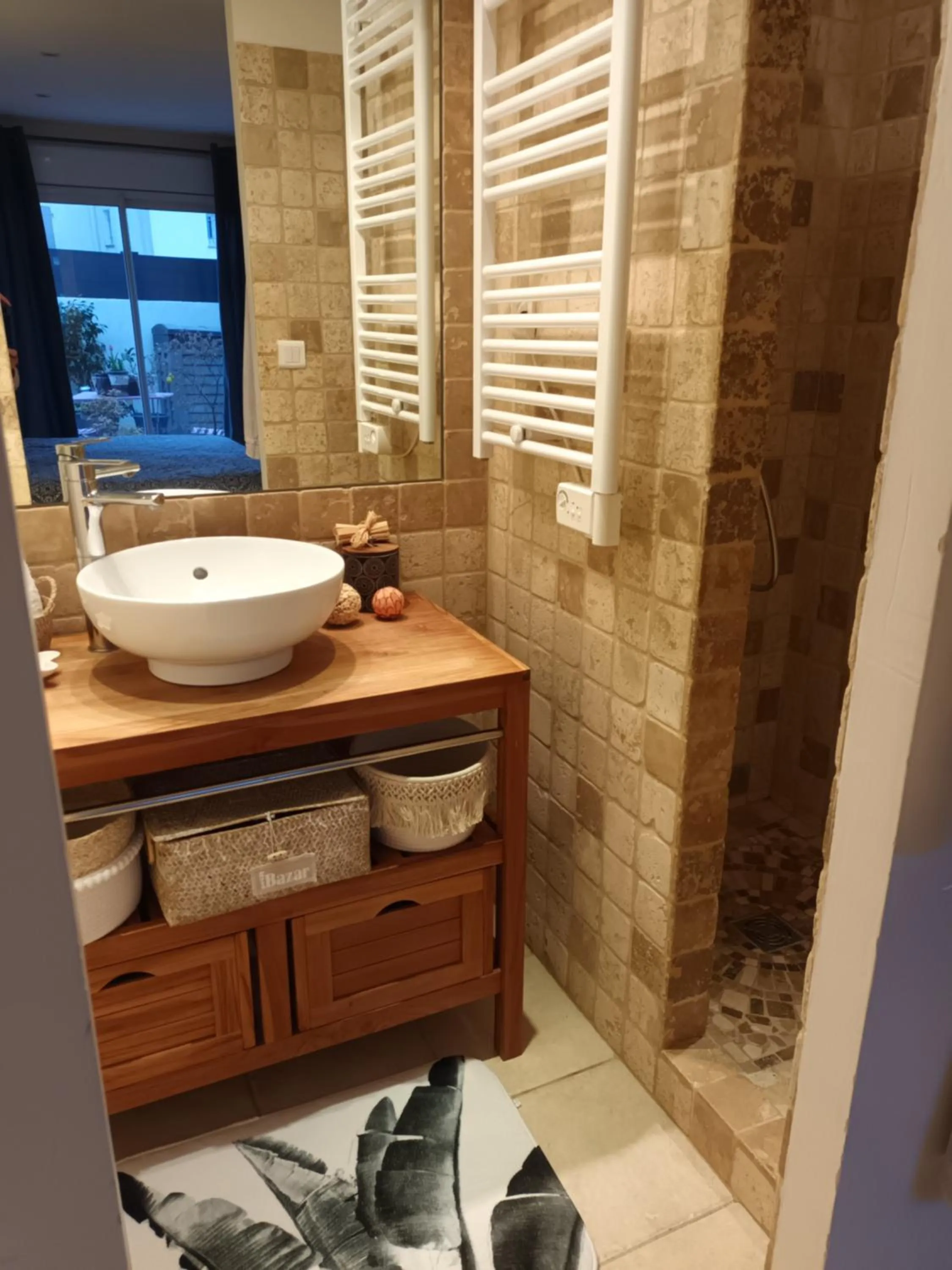 Jolie petite suite Côte d'Azur.