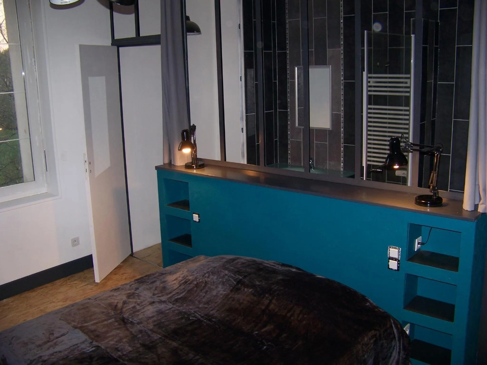 Photo of the whole room in Loustalneou