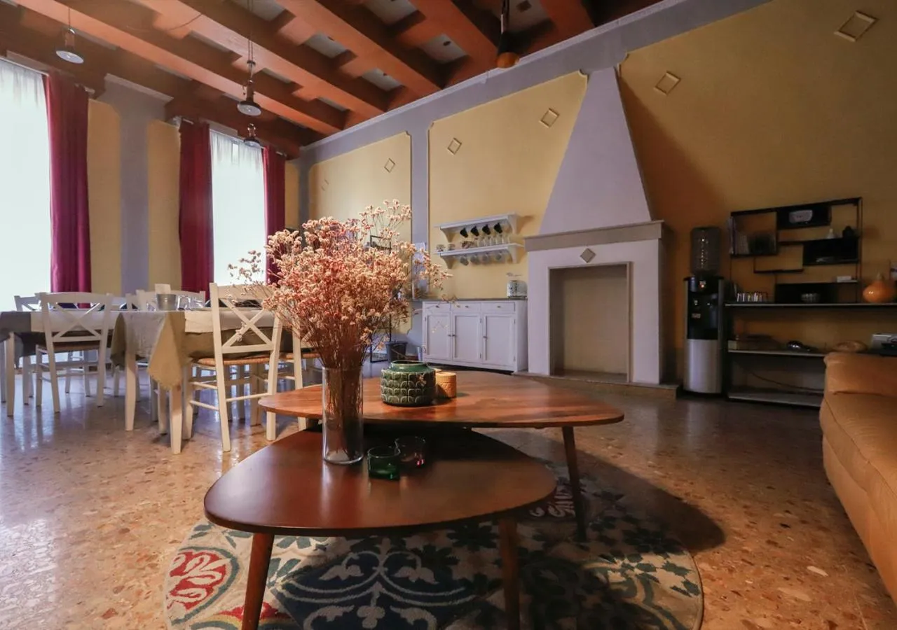 Living room in Retrò B&B