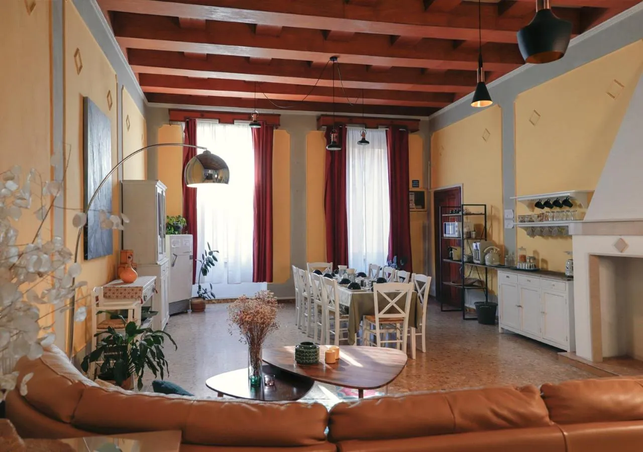 Living room in Retrò B&B