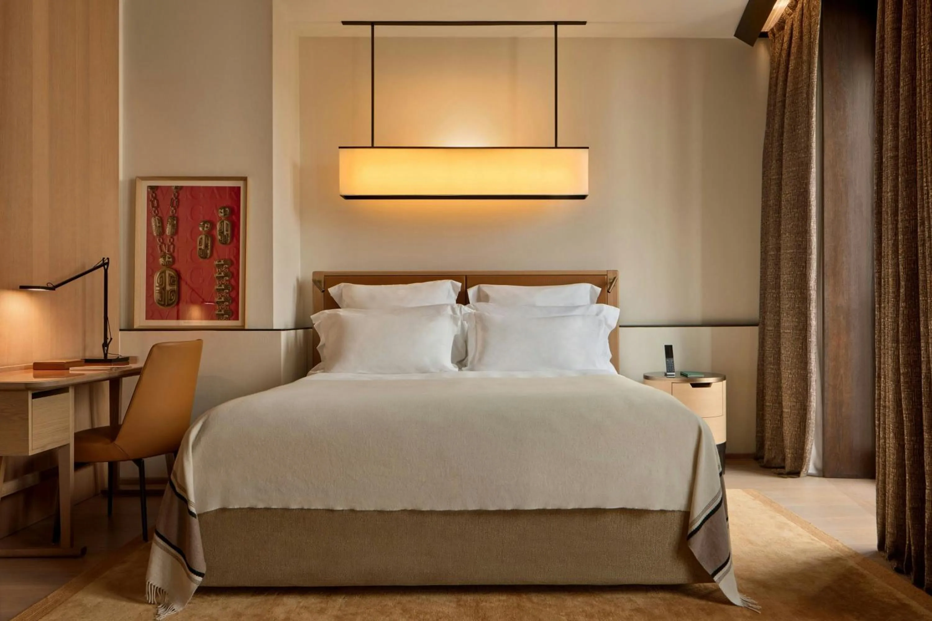 Photo of the whole room, Bed in Bvlgari Hotel Milano