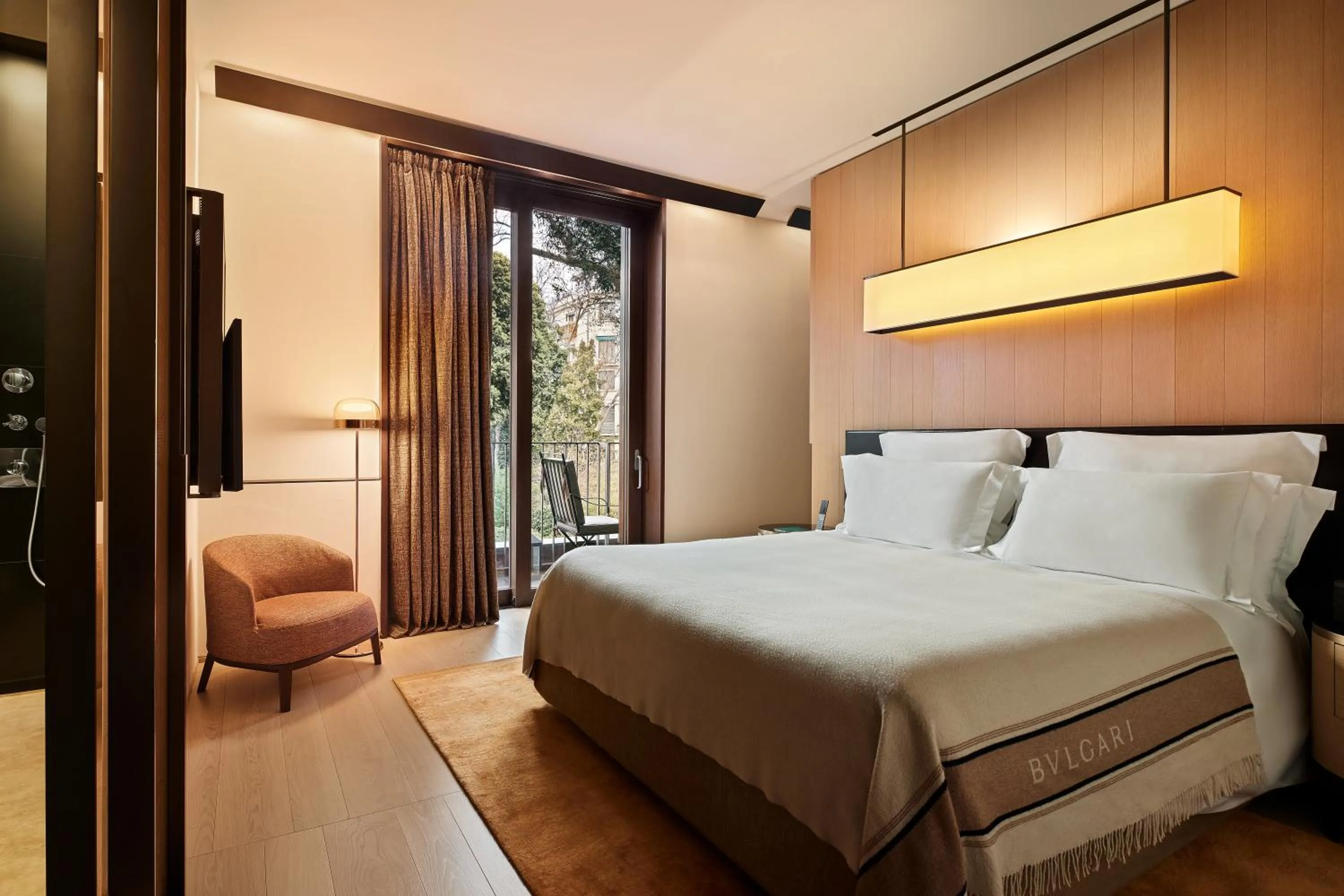 Bedroom, Bed in Bvlgari Hotel Milano