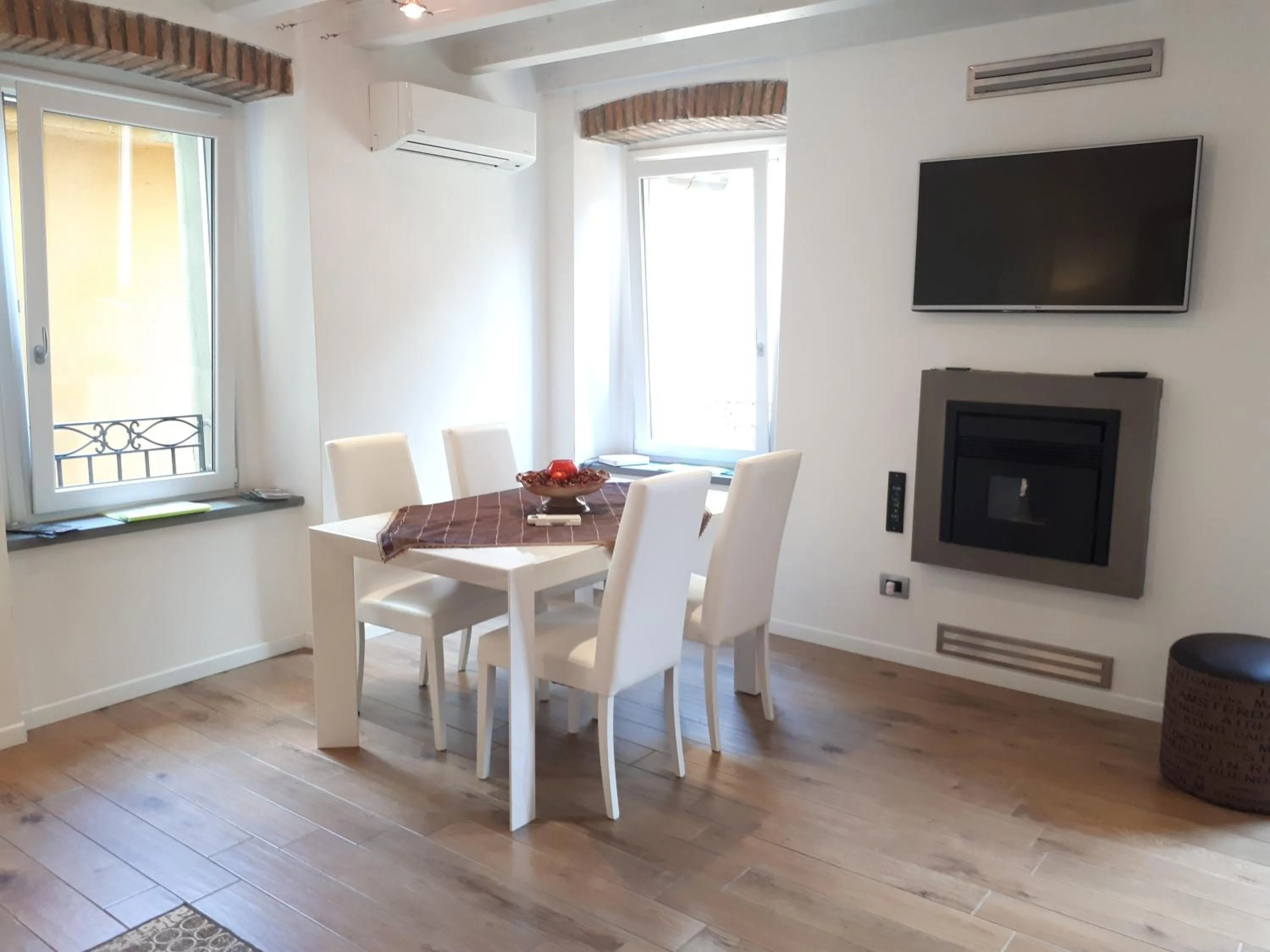 Dining area in Residenza Borgo Antico