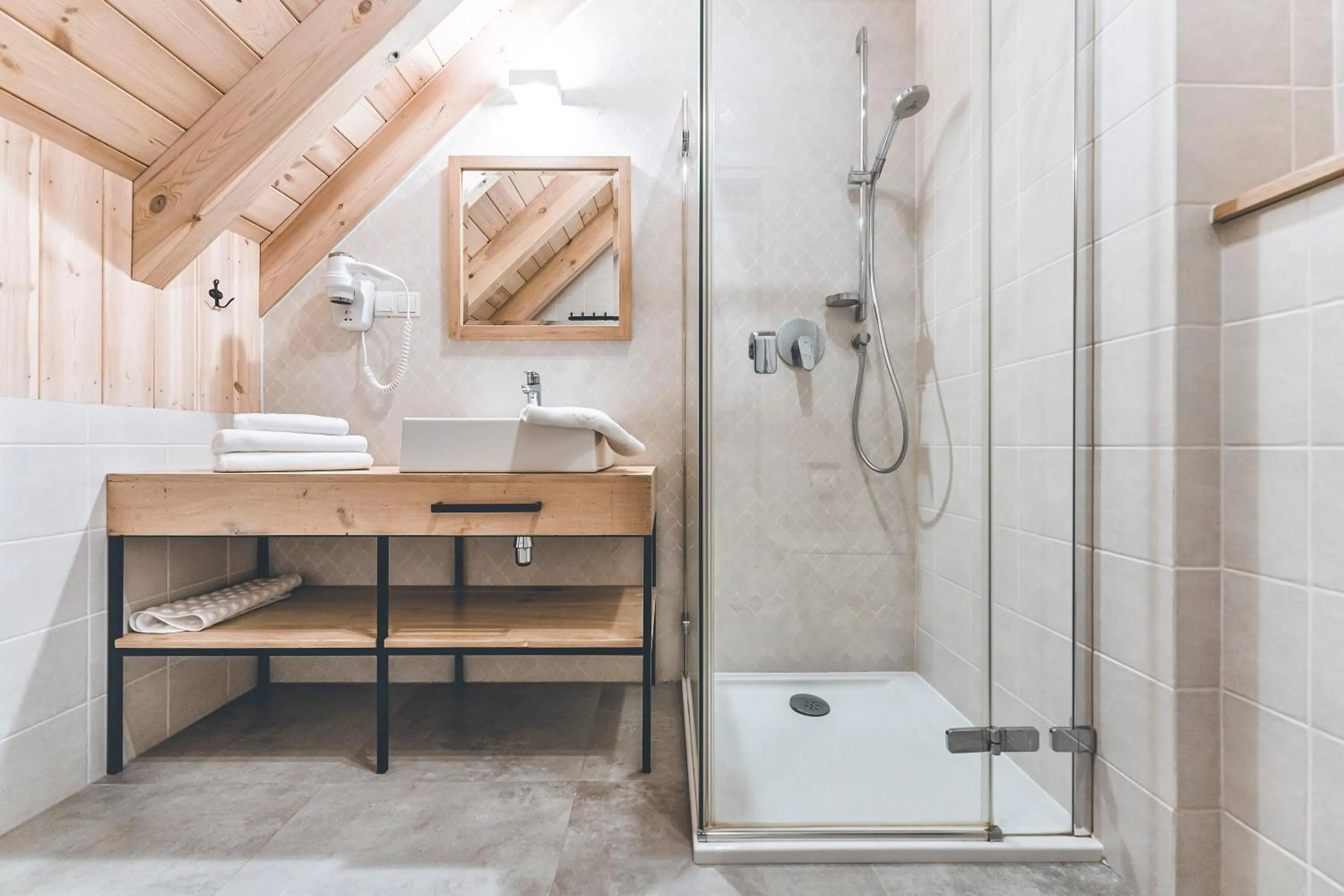 Shower in Łubinowe Wzgórze Dom II