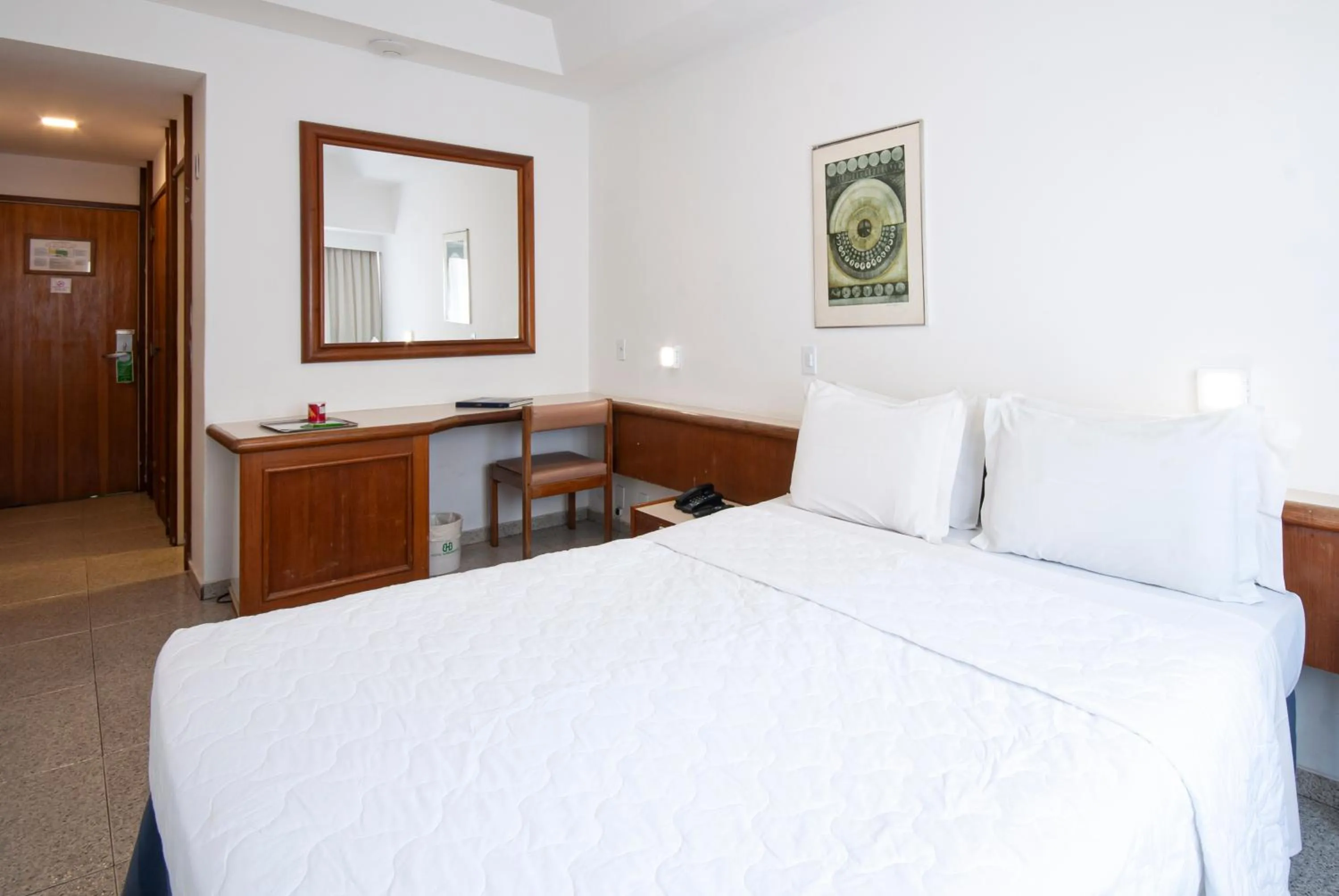 Bed in Hotel Bandeirantes