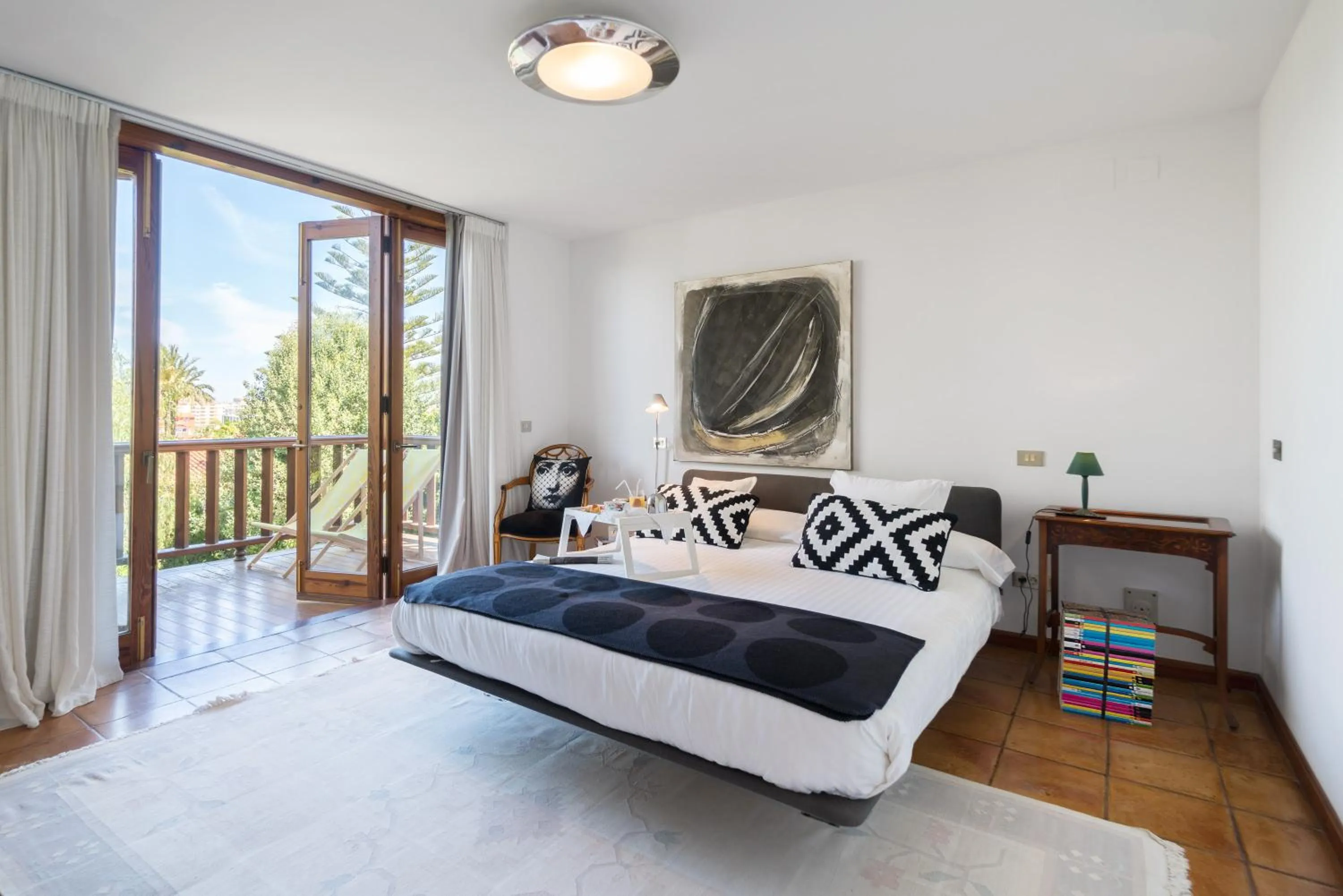 Bed in Villa El Porto