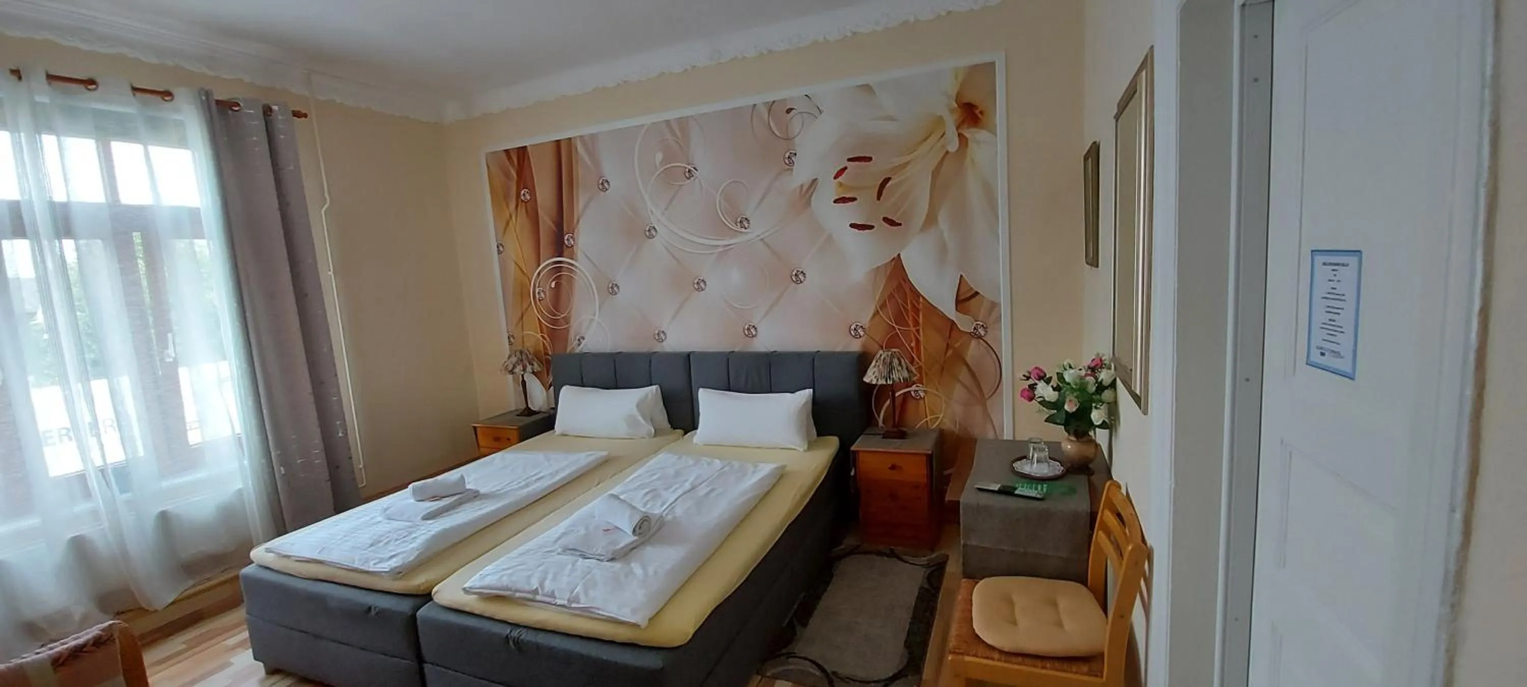 Bed in Hotel Restaurant Hellas