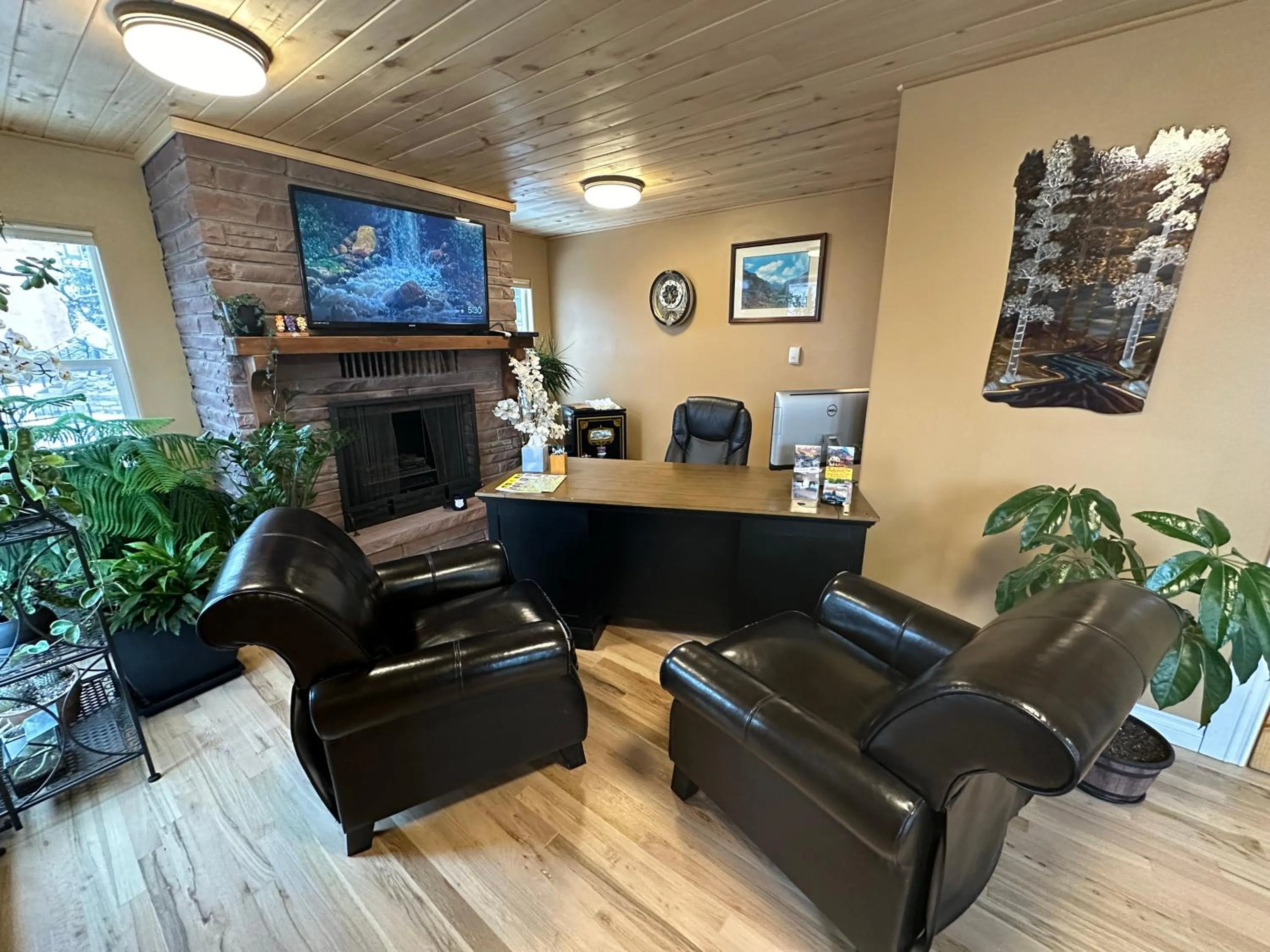 Lobby or reception in Abram Inn & Suites