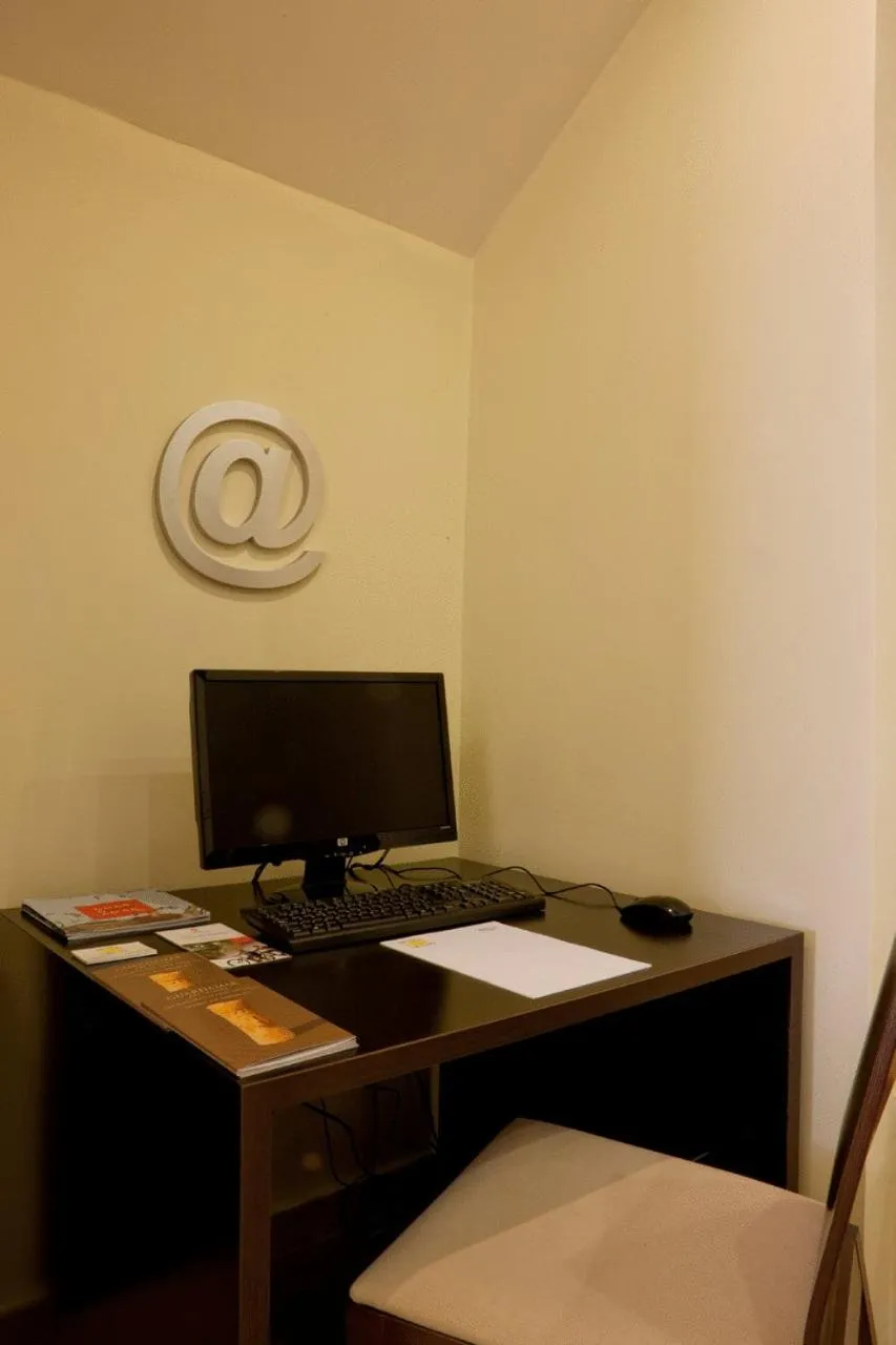 TV and multimedia in Hotel Quino