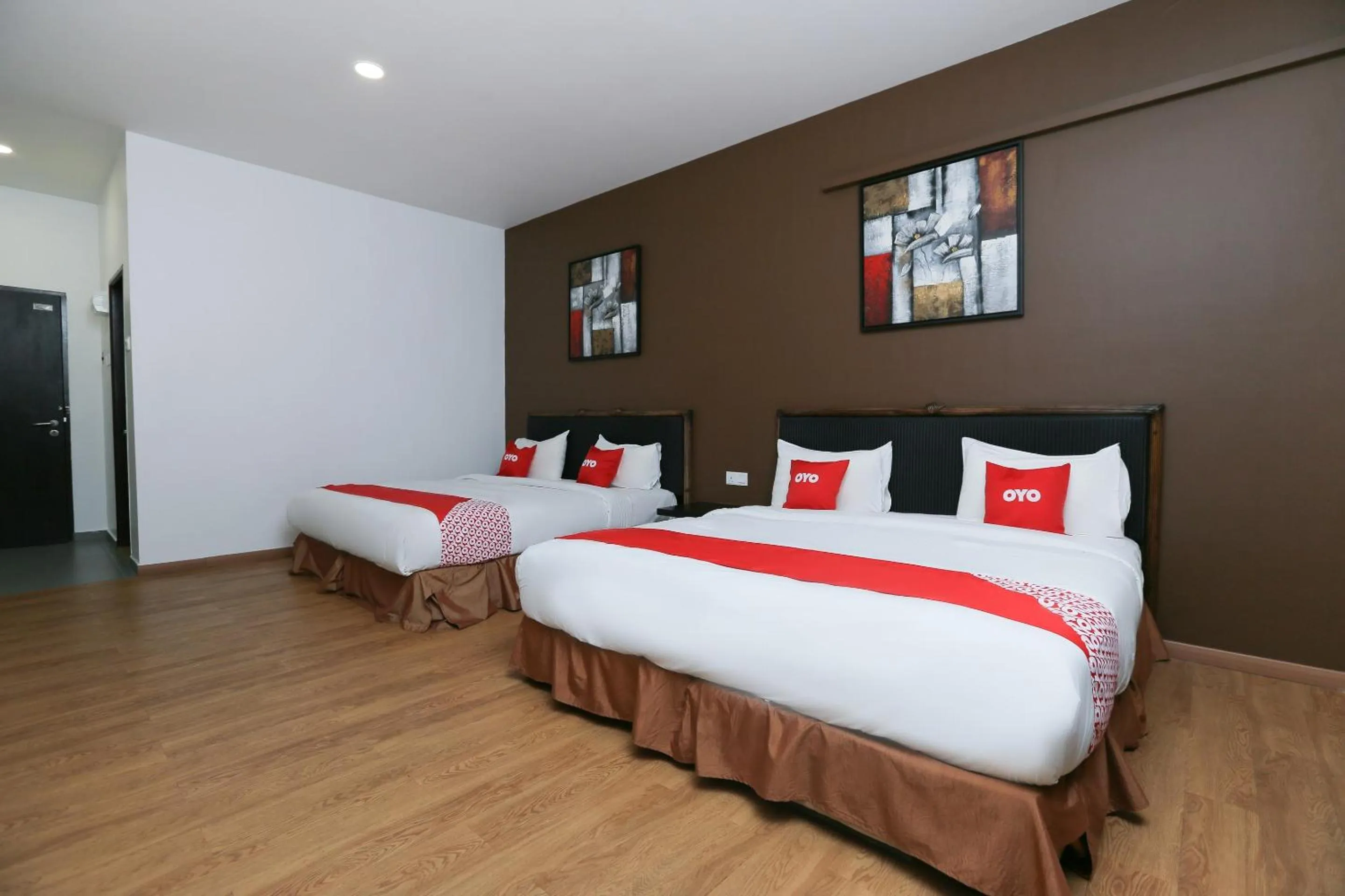 Bedroom, Bed in OYO 89915 East Mount Hotel