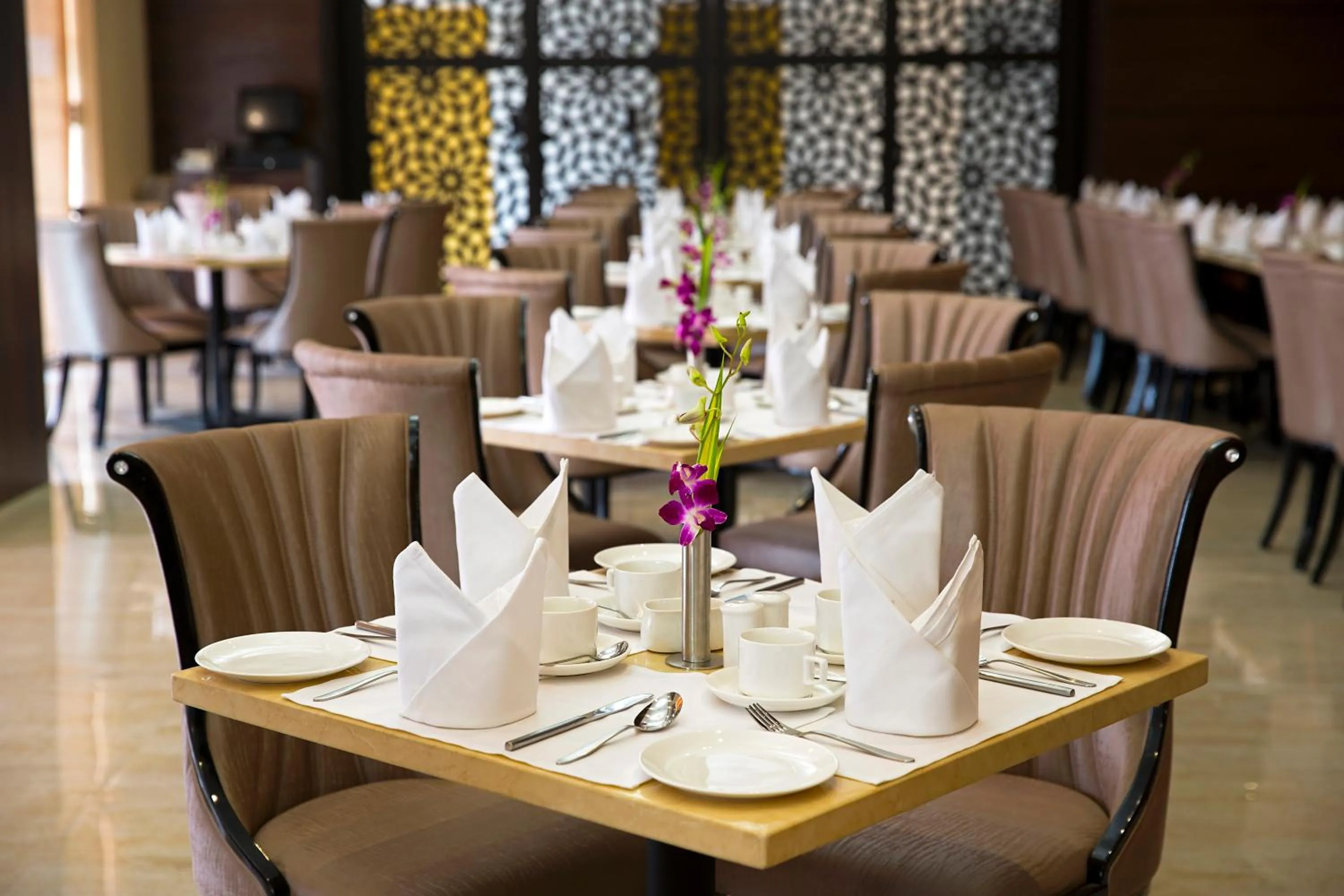 Golden Suites Gurgaon Inde Hotels