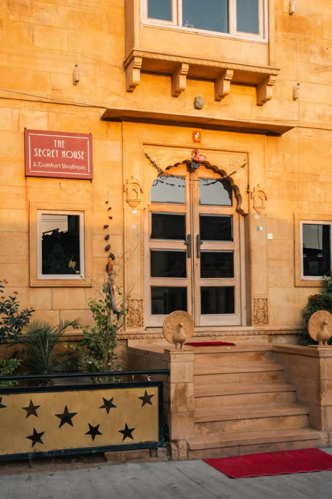 Facade/entrance in The Secret House - Adults Only