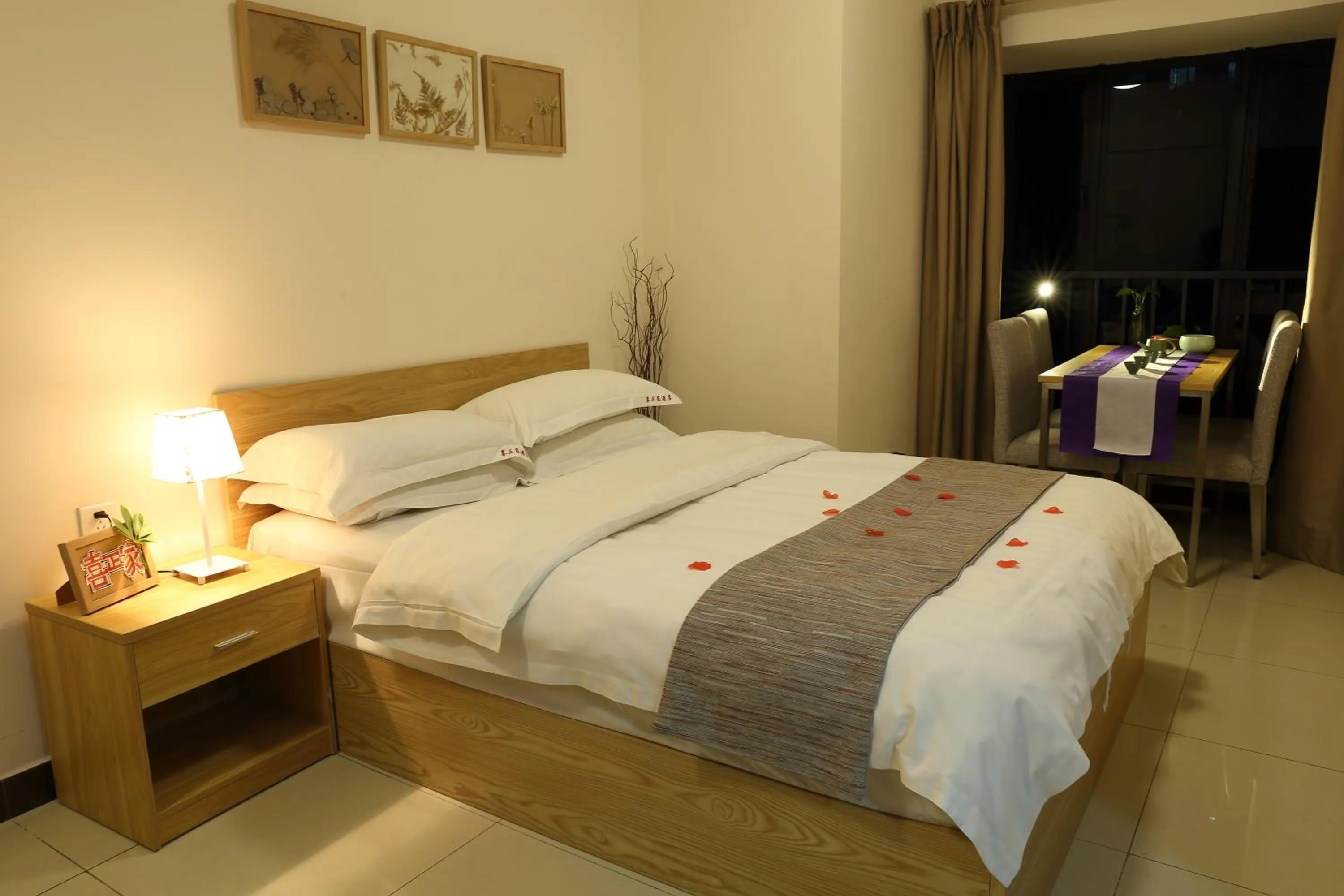 Bed in Guangzhou Convention Center Apartment