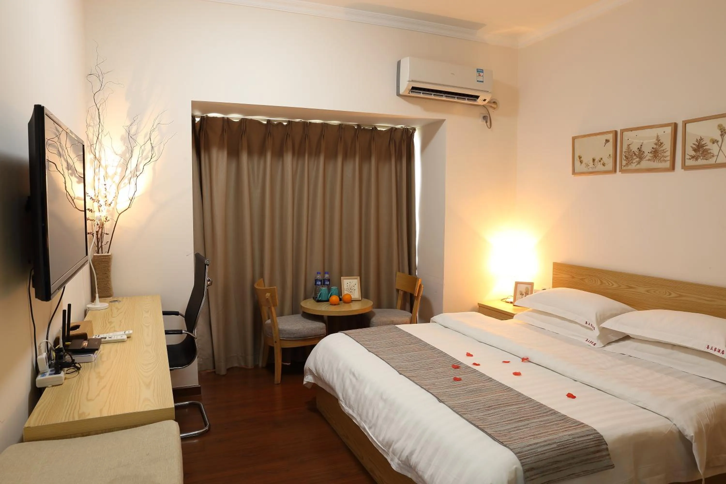 Bed in Guangzhou Convention Center Apartment