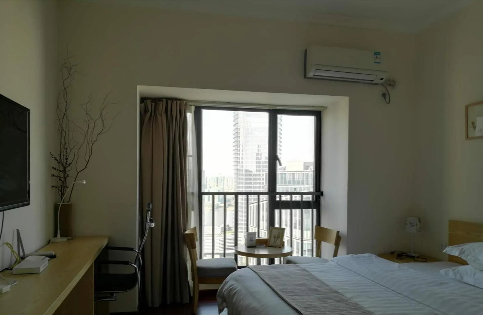 Property building, Bed in Guangzhou Convention Center Apartment