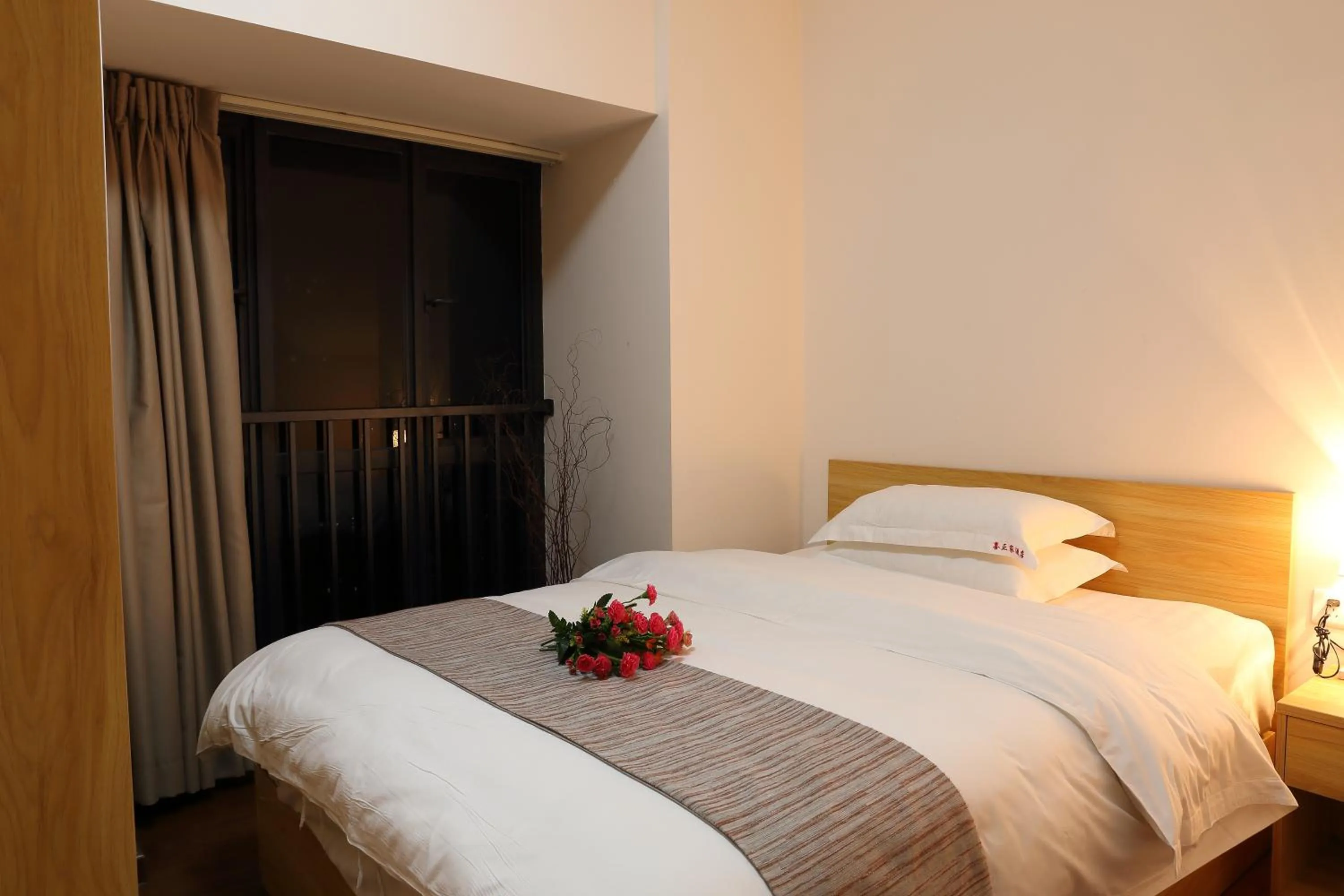 Bed in Guangzhou Convention Center Apartment