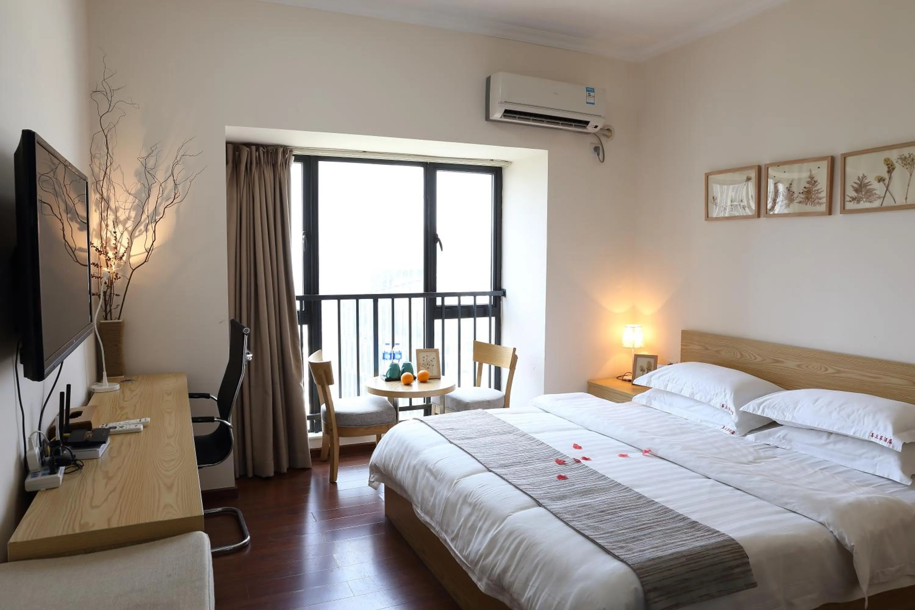 Bed in Guangzhou Convention Center Apartment