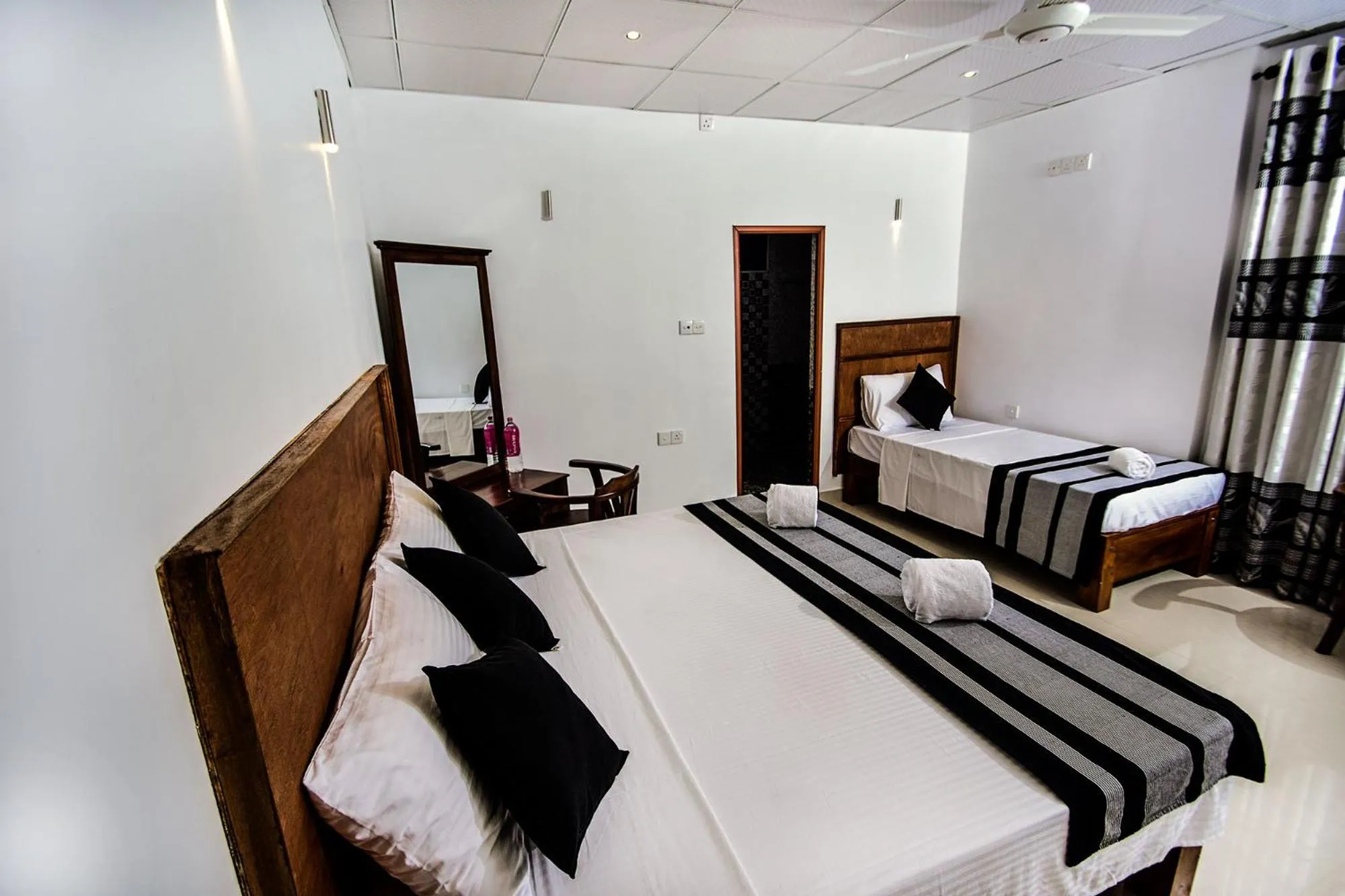 Heavens Door Guest Inn