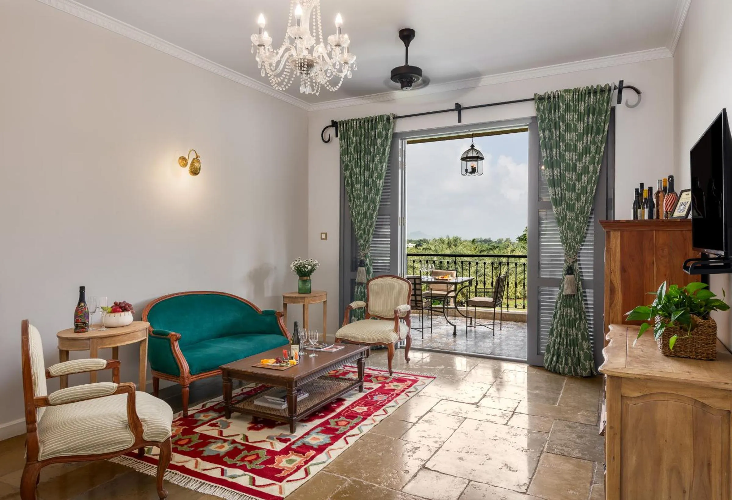 room service in The Source At Sula