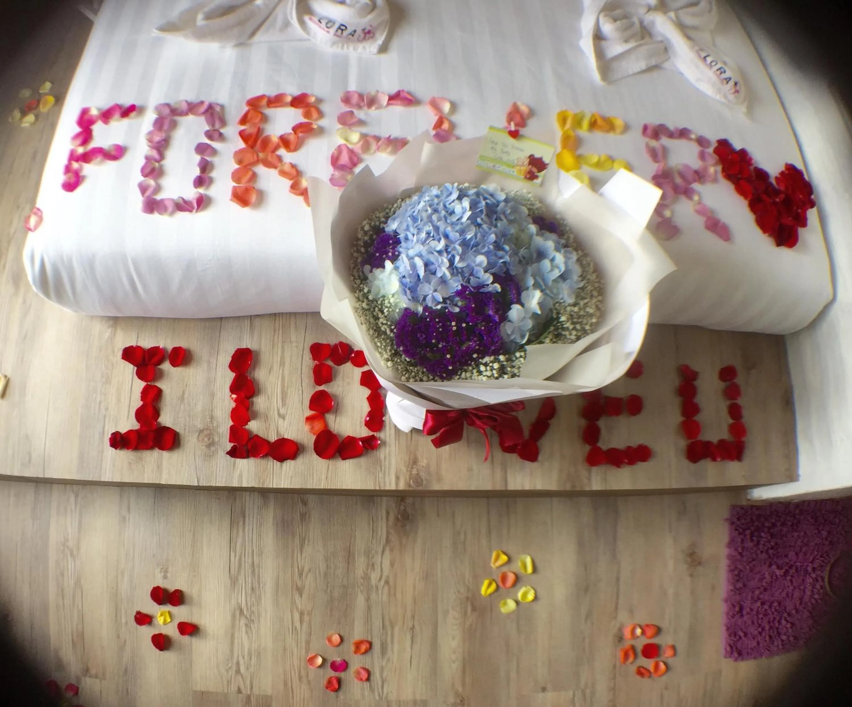 Decorative detail in Hotel Flora Plus