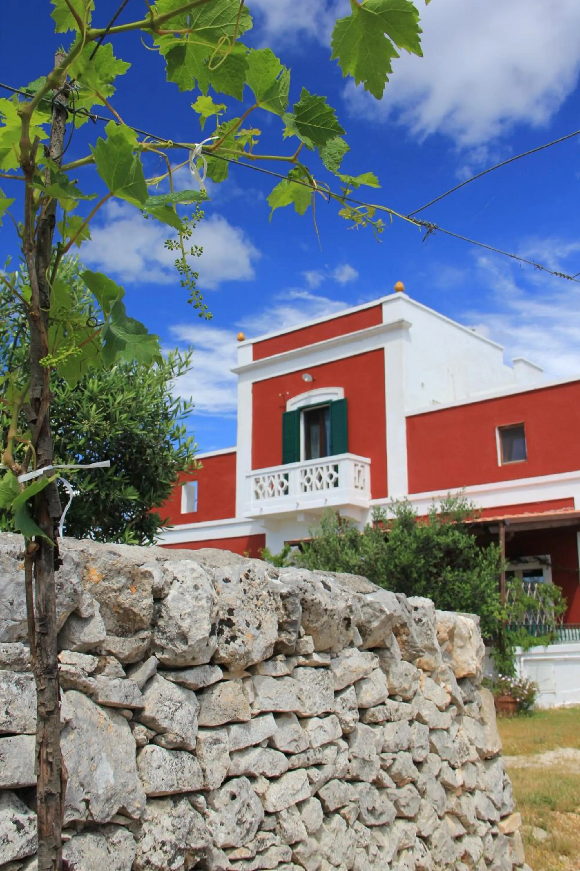 Facade/entrance in Masseria Trulli sull'Aia