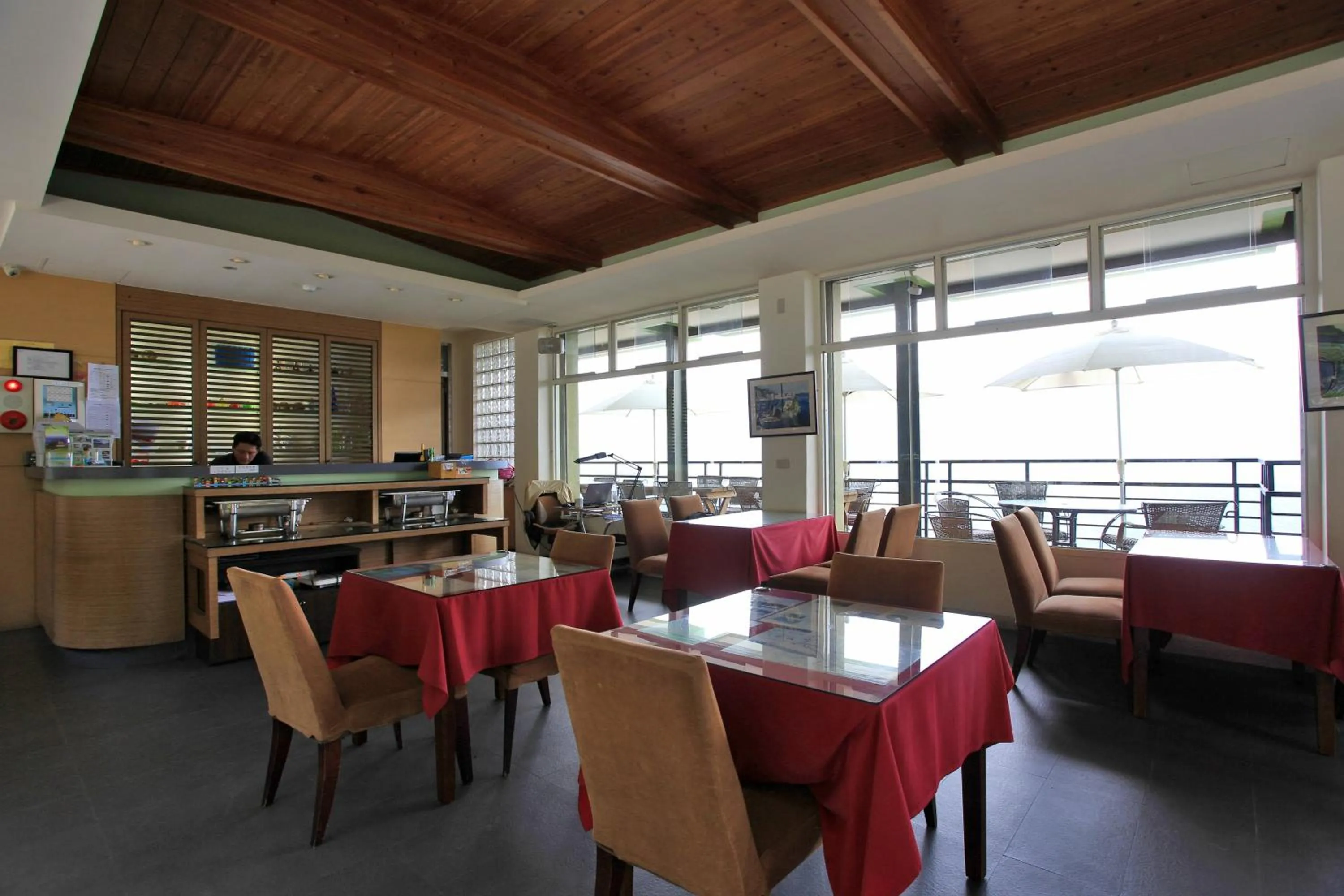 Property building in Sunnydale B&B