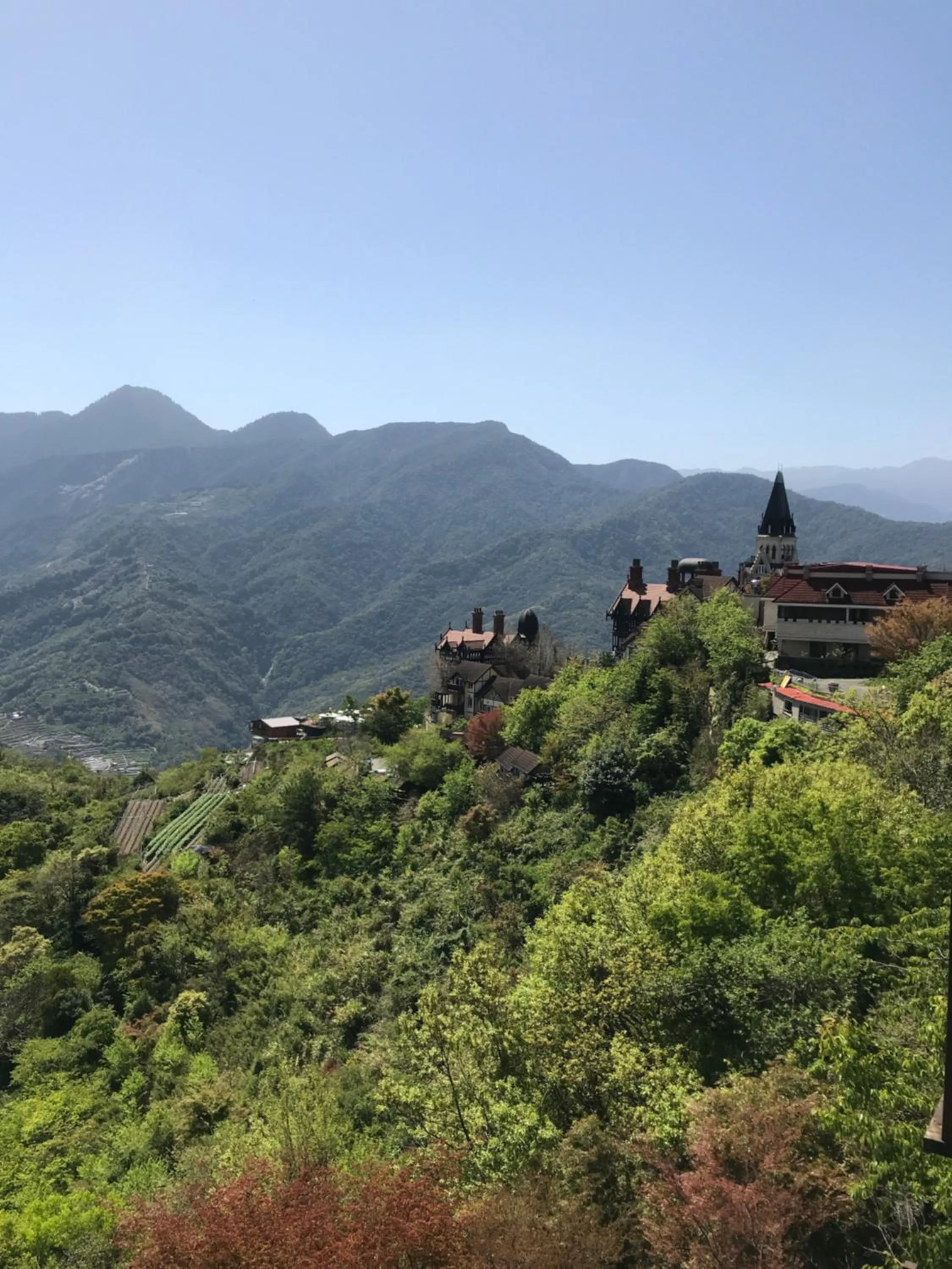 Mountain view in Sunnydale B&B