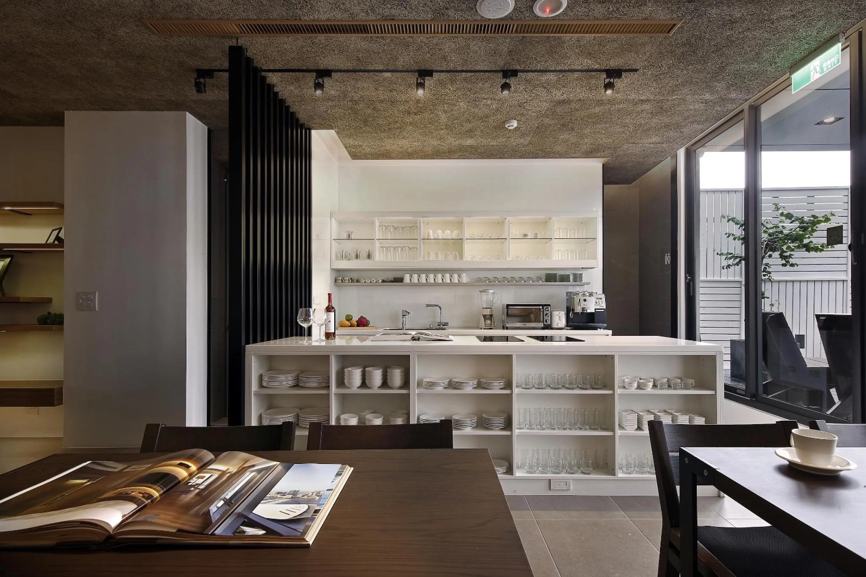 Restaurant/places to eat in Laurel Villa B&B