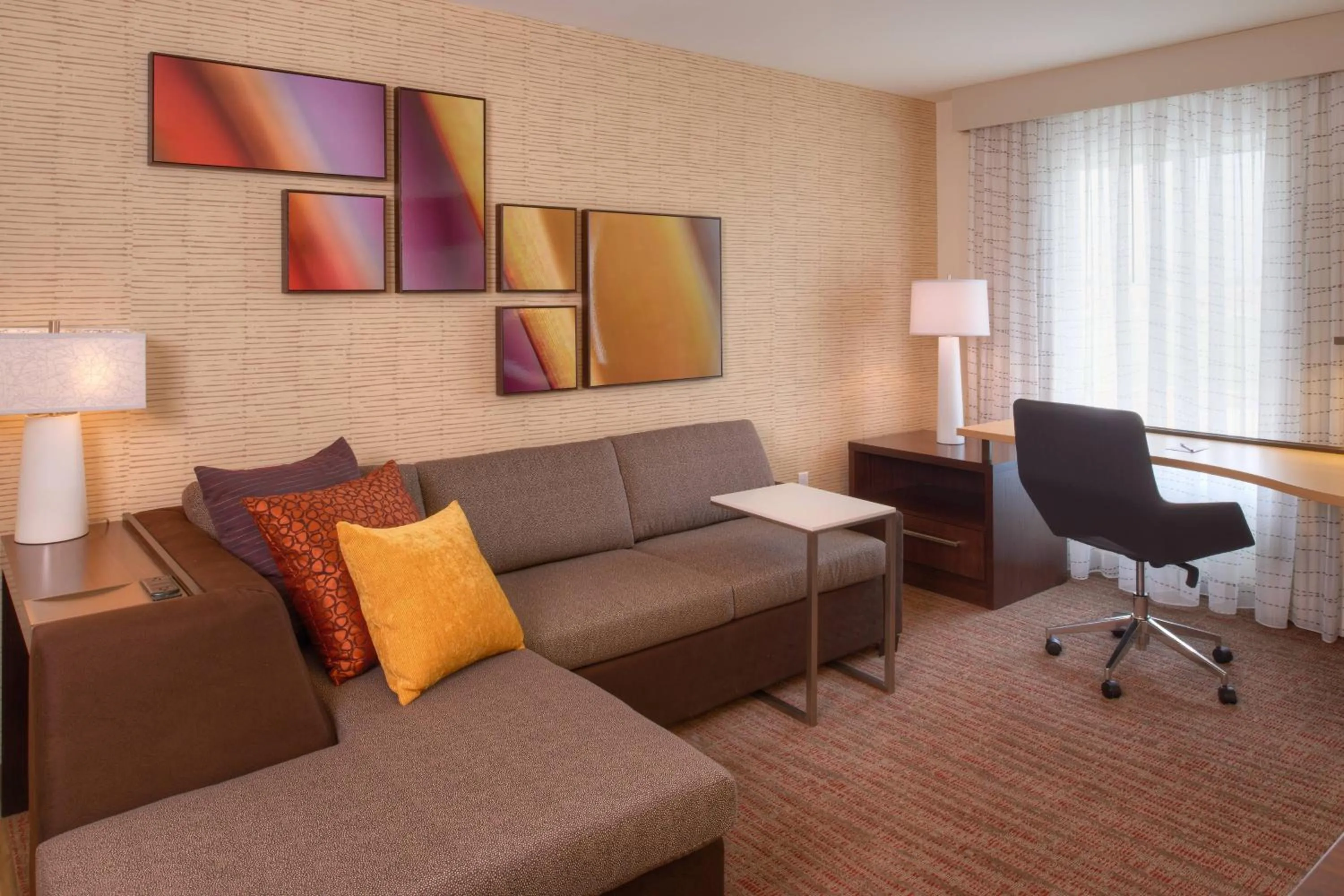 Living room in Residence Inn by Marriott Chicago Bolingbrook