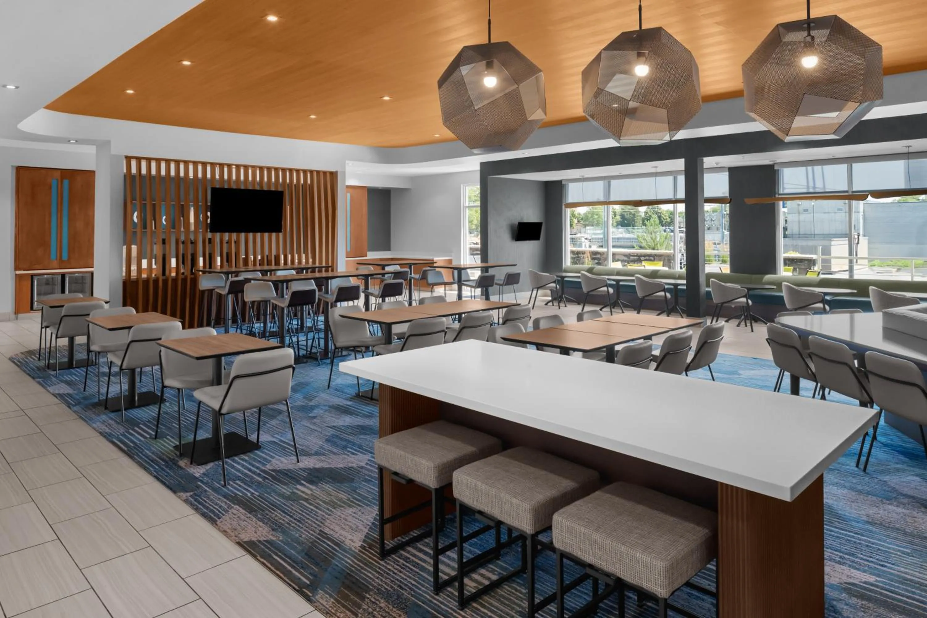 Communal lounge/ TV room in SpringHill Suites by Marriott Idaho Falls