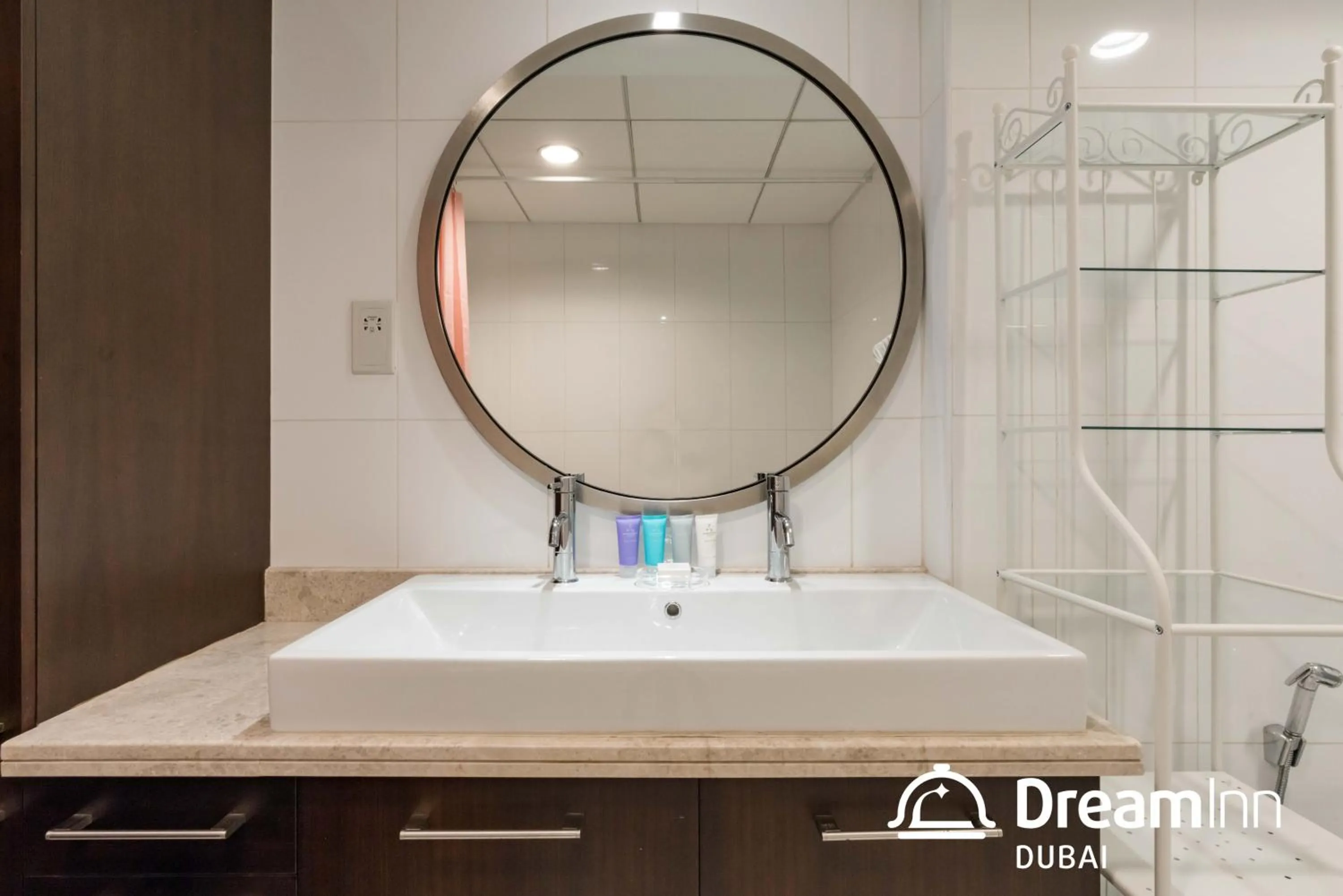 Bathroom in Dream Inn Apartments - Boulevard Central