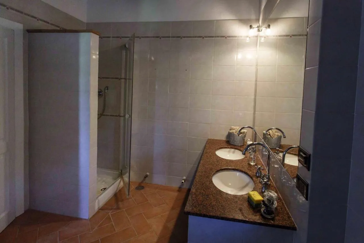 Bathroom in Villa Niccoli