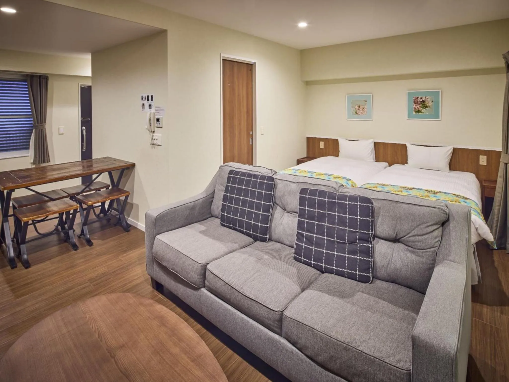 Photo of the whole room, Bed in Seaside Condominium Rana Chatan