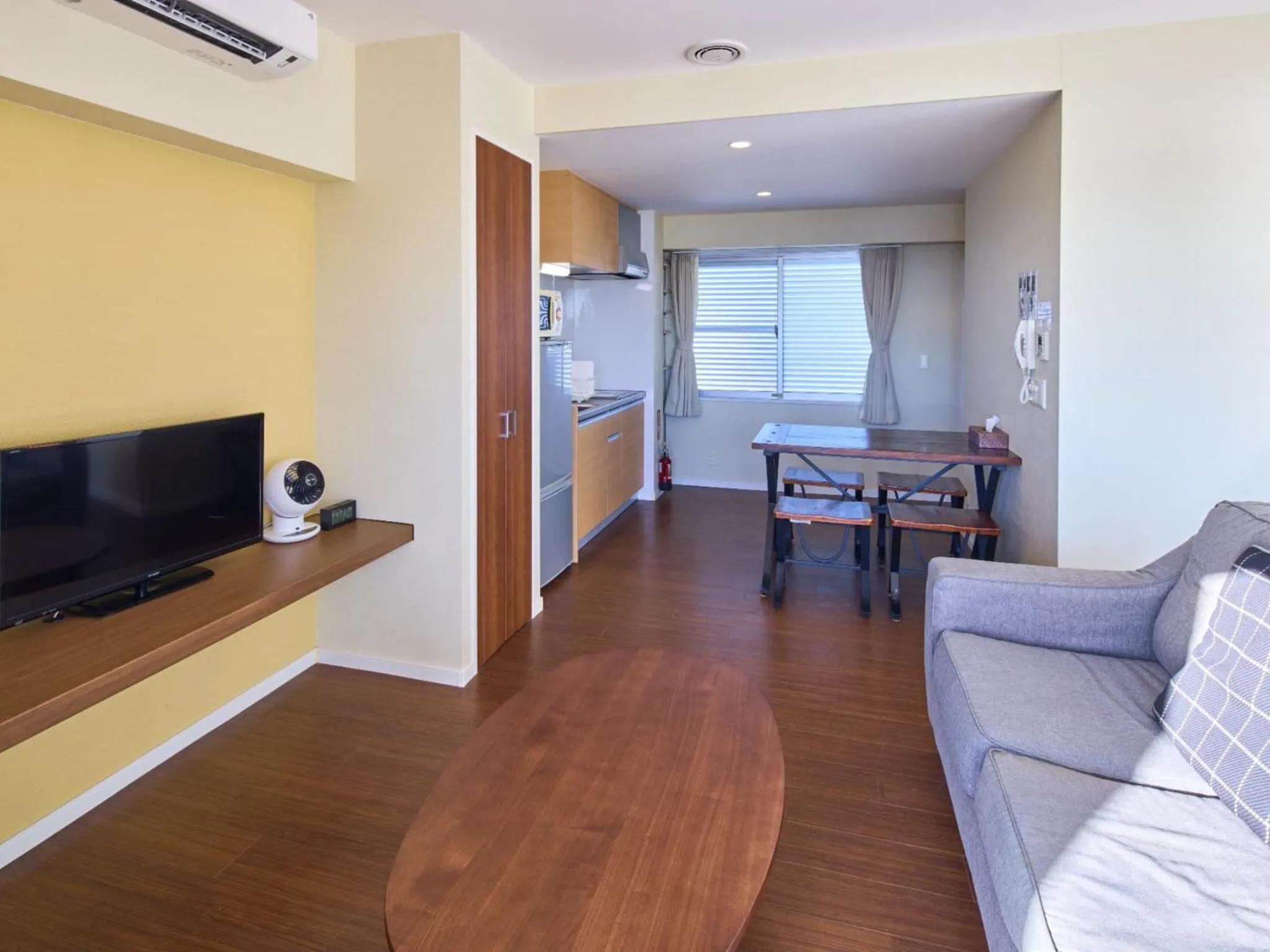 Photo of the whole room in Seaside Condominium Rana Chatan