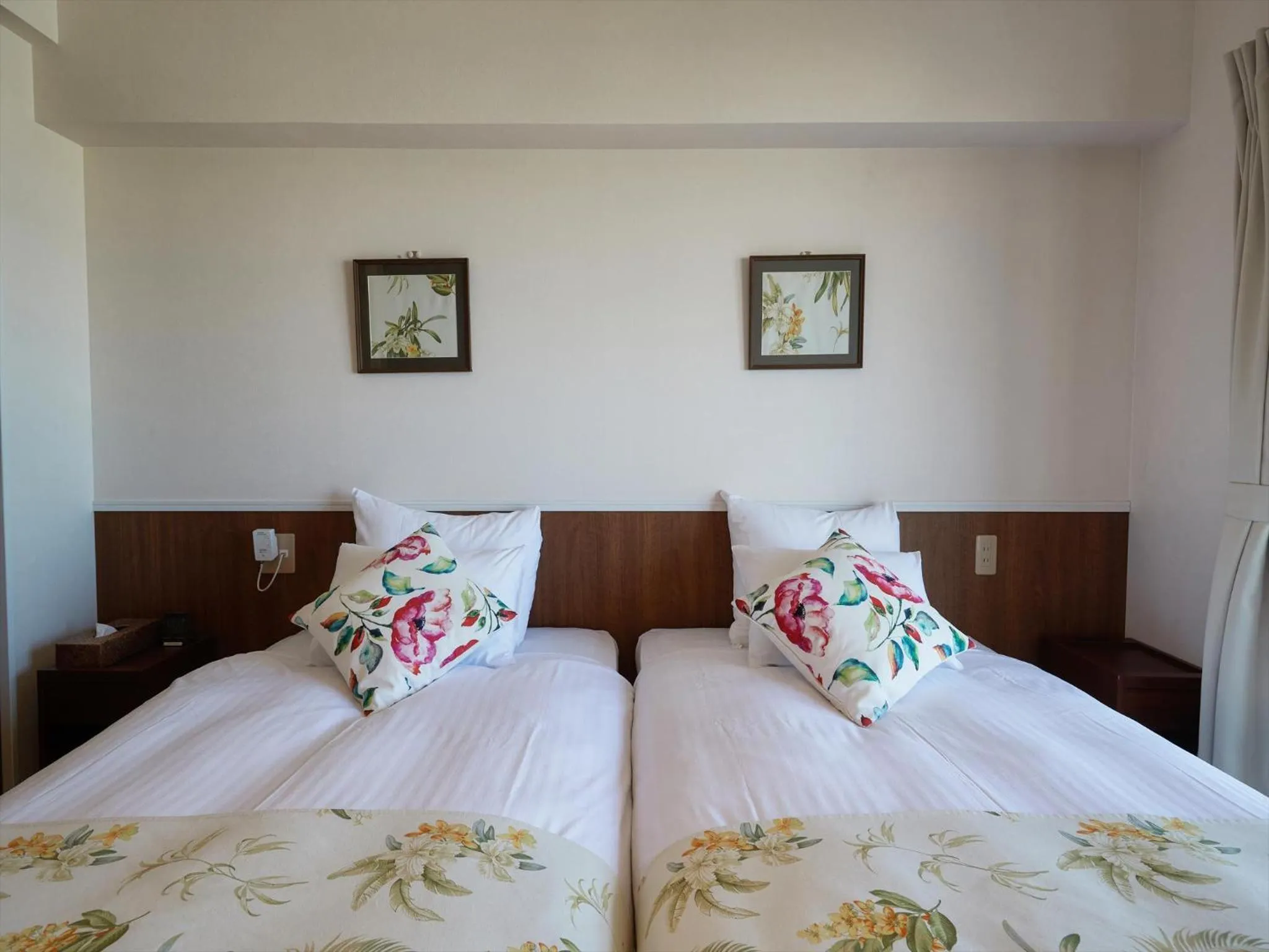 Bed in Seaside Condominium Rana Chatan