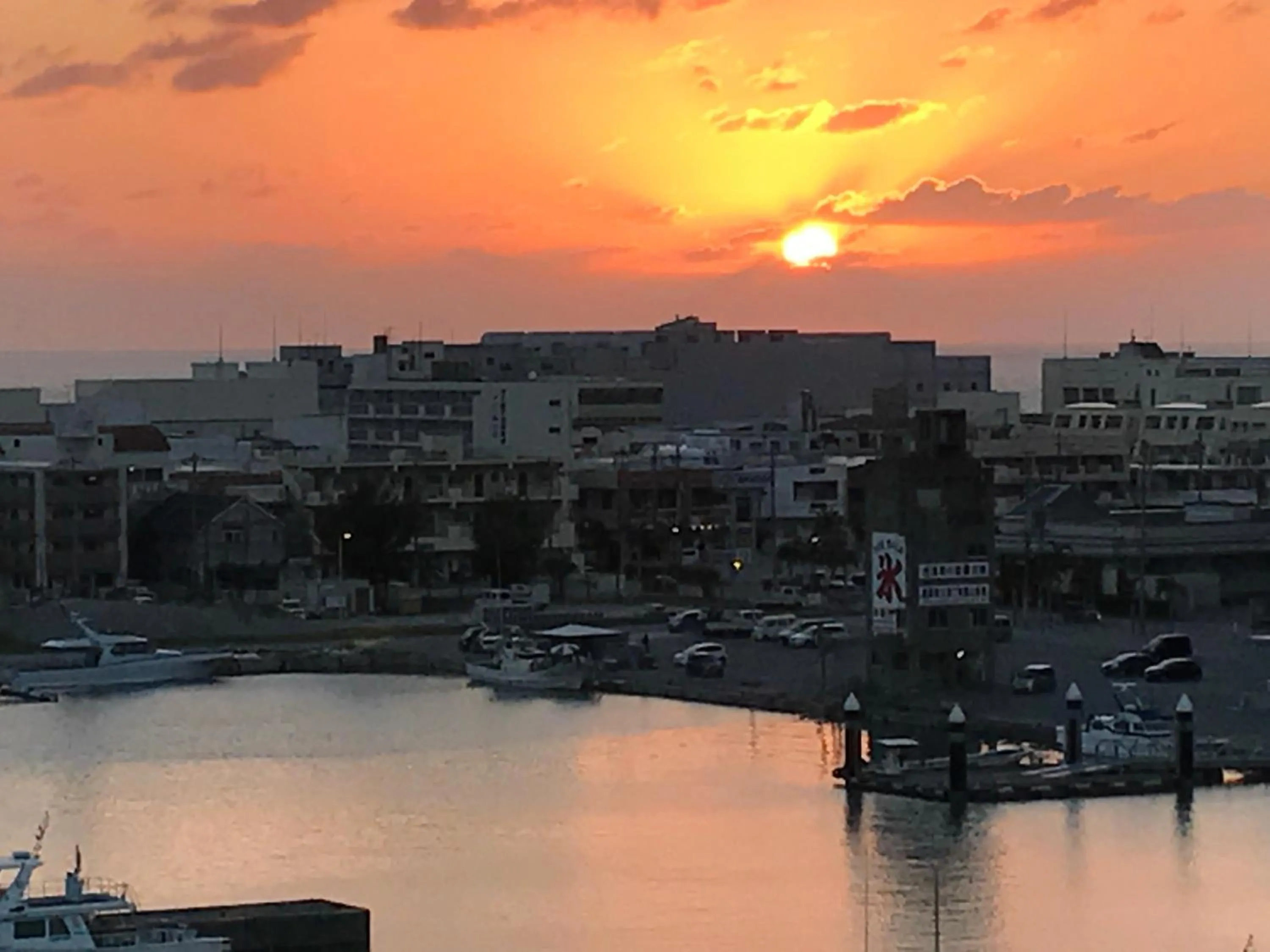 Sea view in Seaside Condominium Rana Chatan