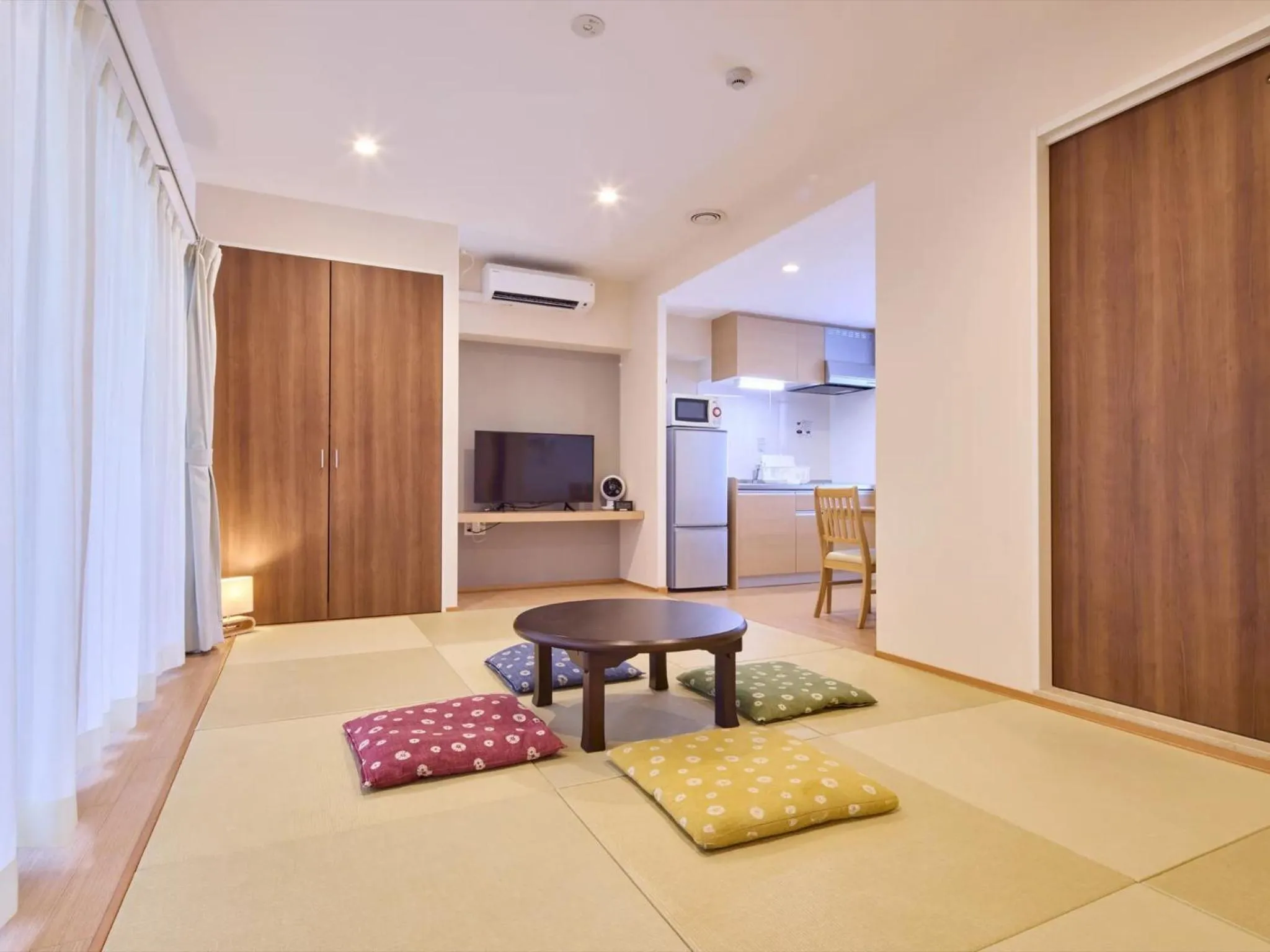 Photo of the whole room in Seaside Condominium Rana Chatan