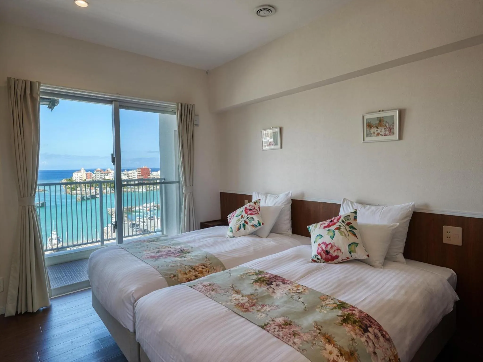 Bed in Seaside Condominium Rana Chatan