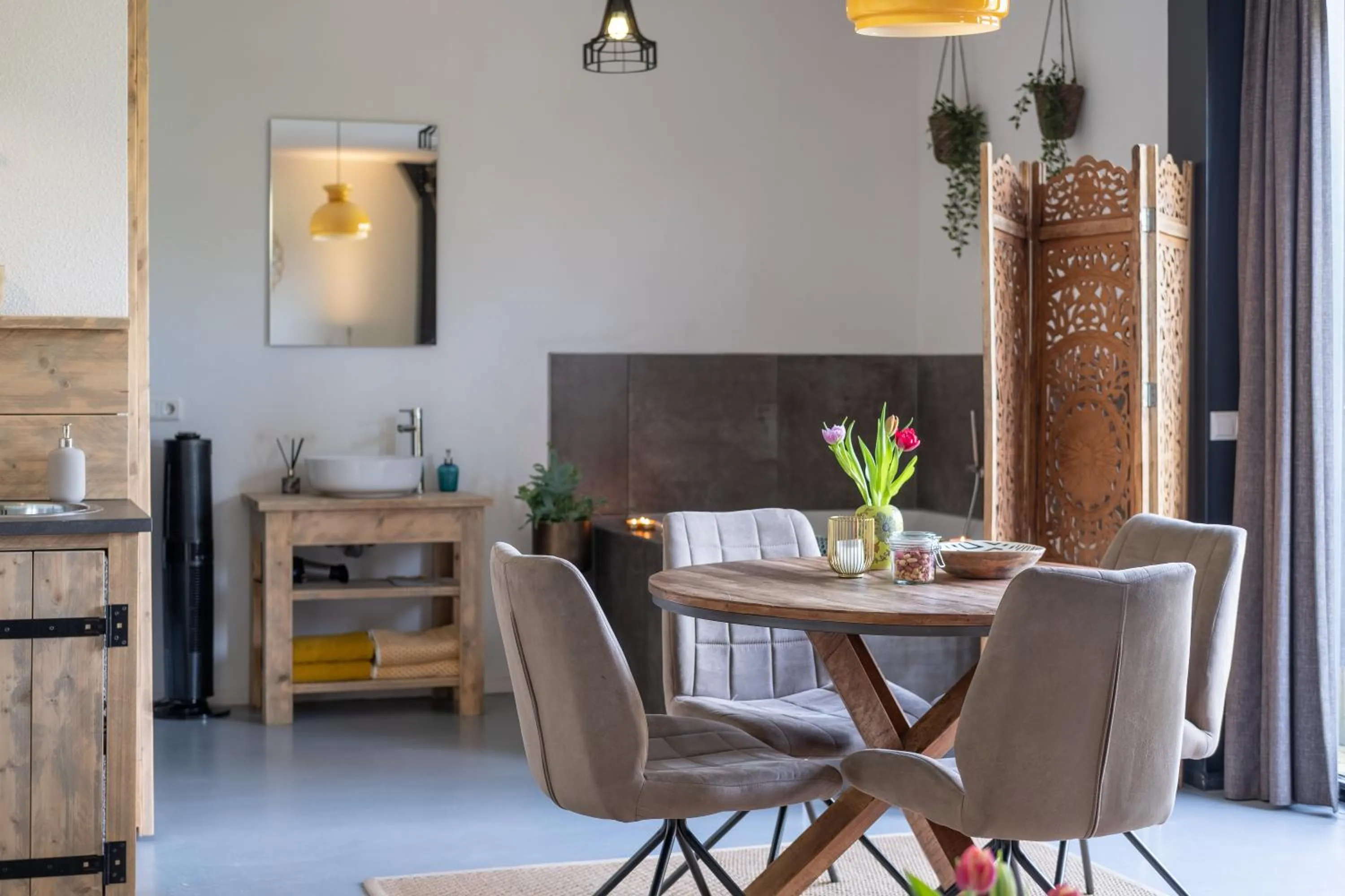 Photo of the whole room in B&B De Achterdiek