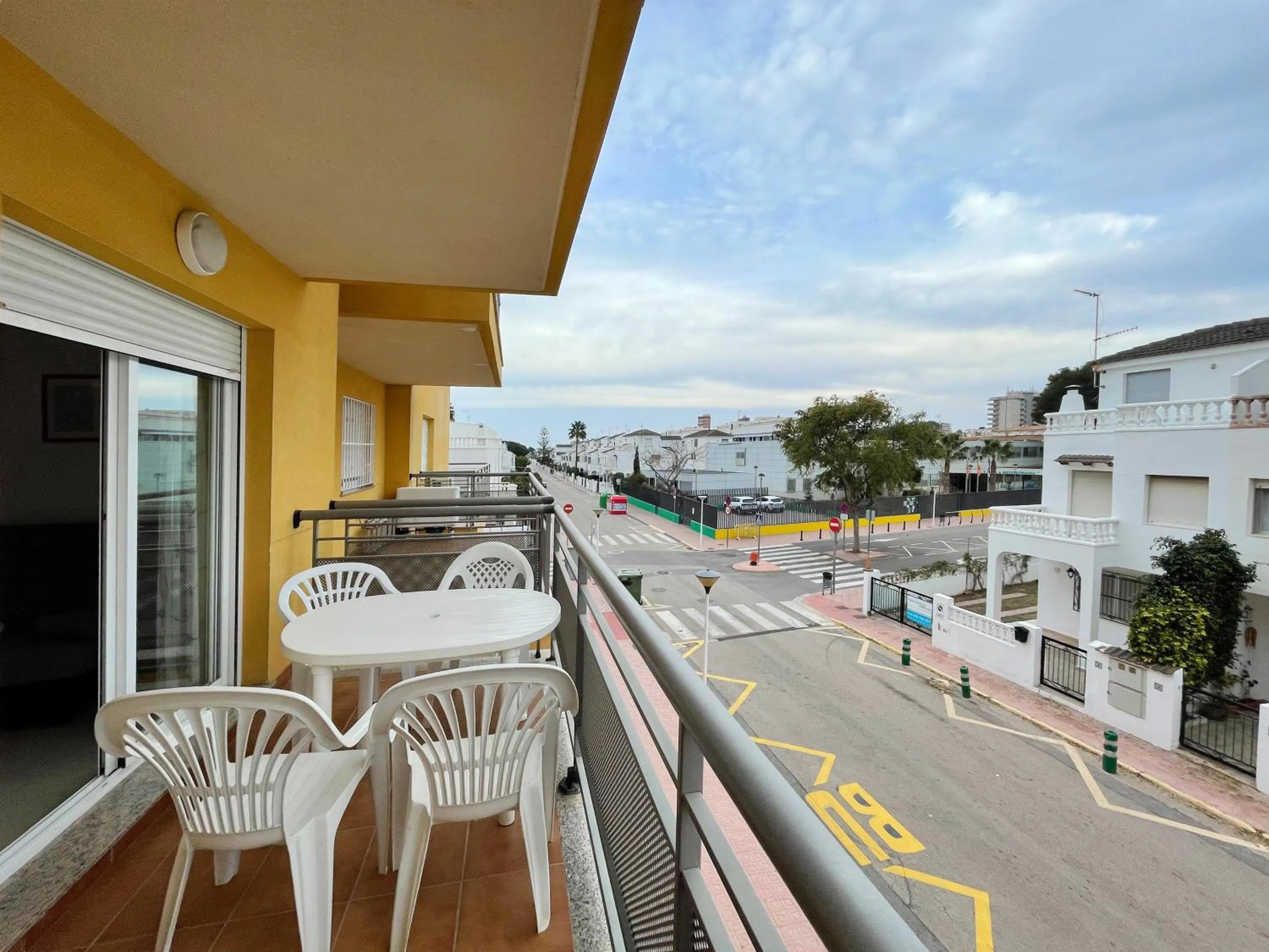 Balcony/Terrace in Apartamentos Los Almendros 3000