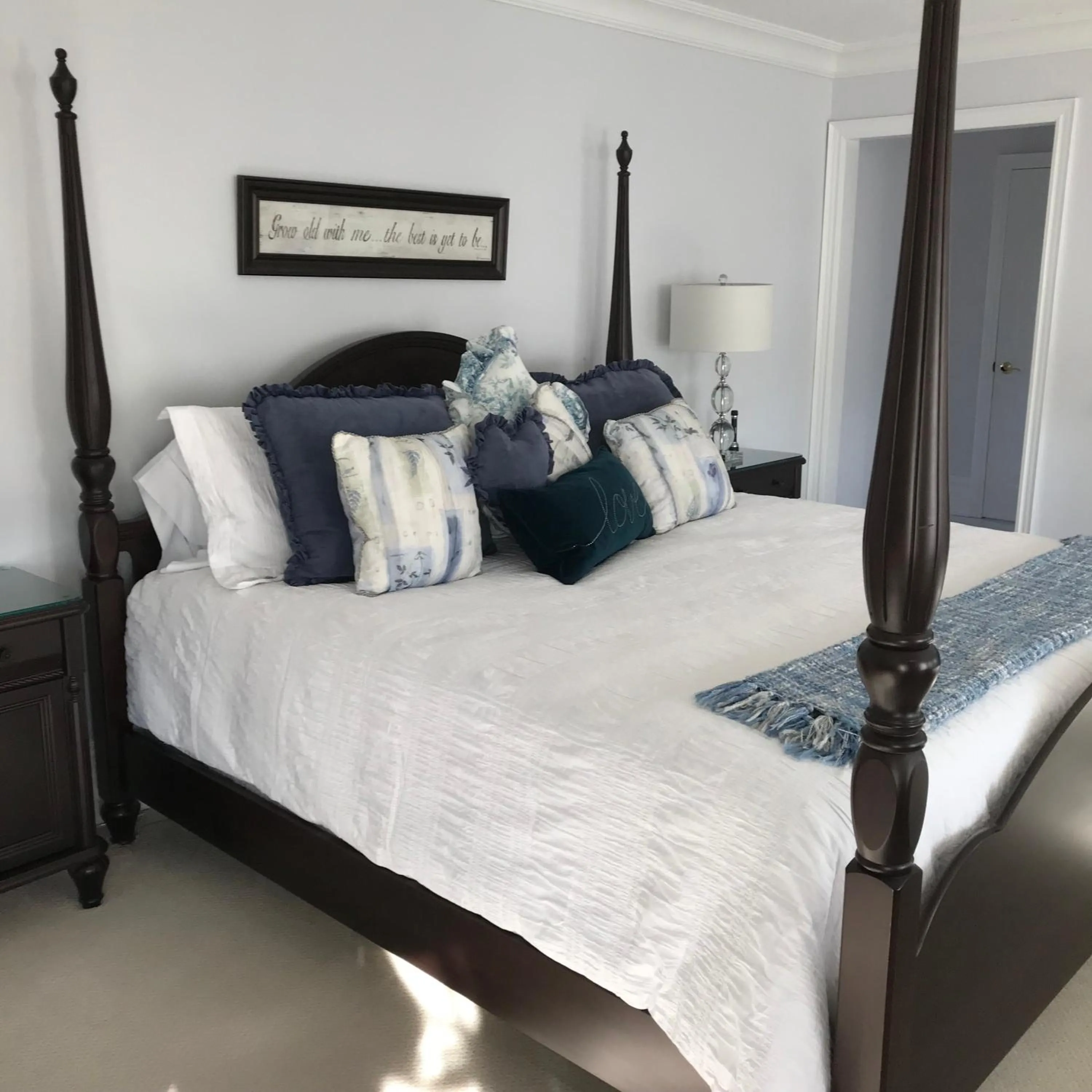 Decorative detail, Bed in Molly's Retreat B and B