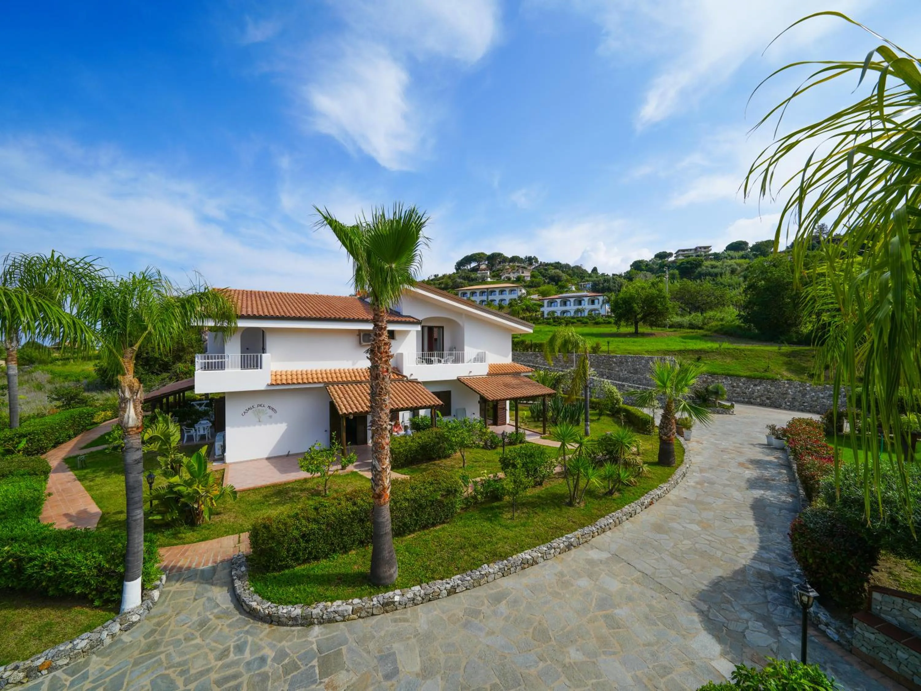 Property building in LUZIA AGRIRESORT - Piscina Idromassaggio con Vista Mare Aperta fino alle ore 23-00