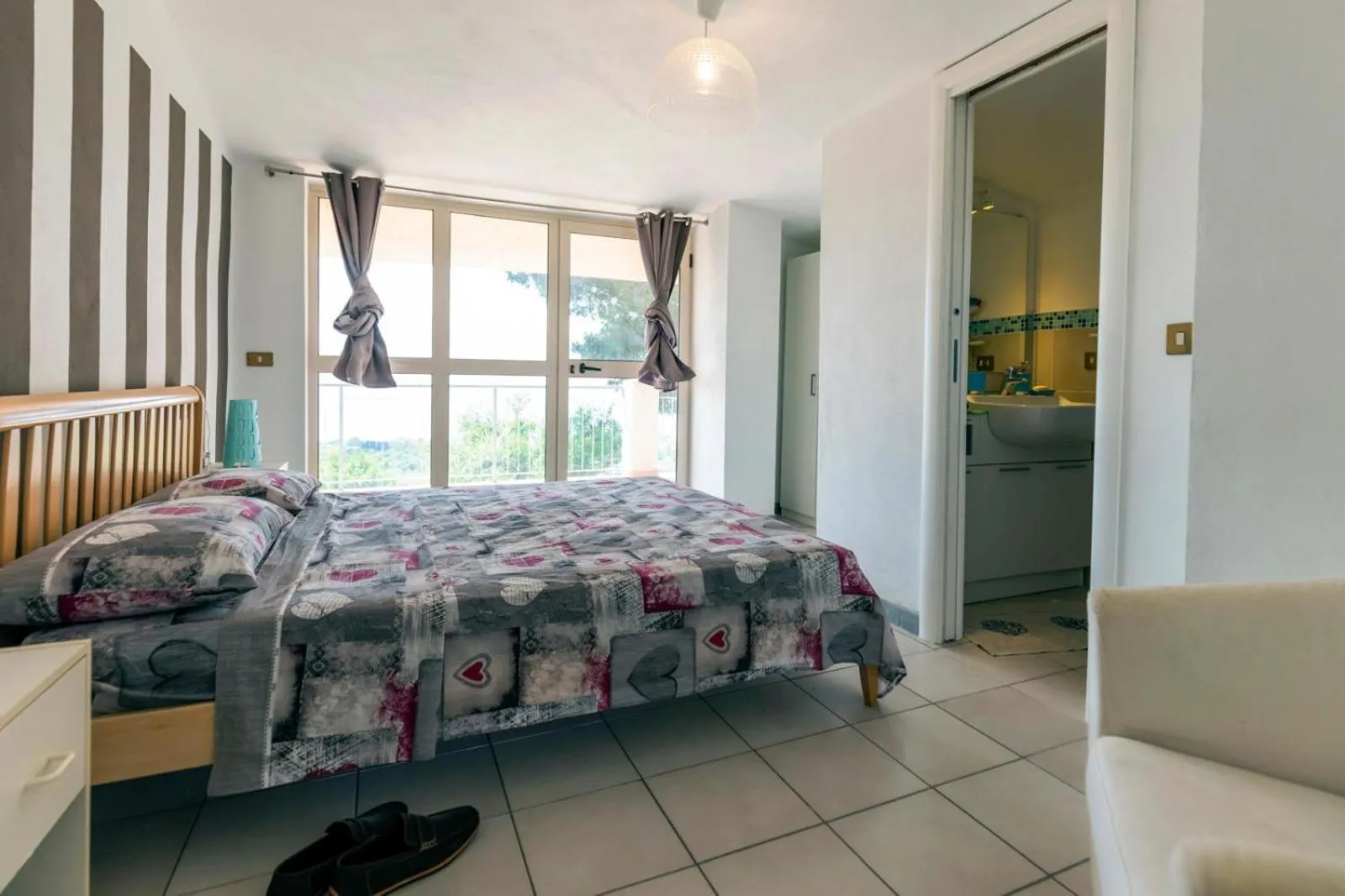 Bed in LUZIA AGRIRESORT - Piscina Idromassaggio con Vista Mare Aperta fino alle ore 23-00