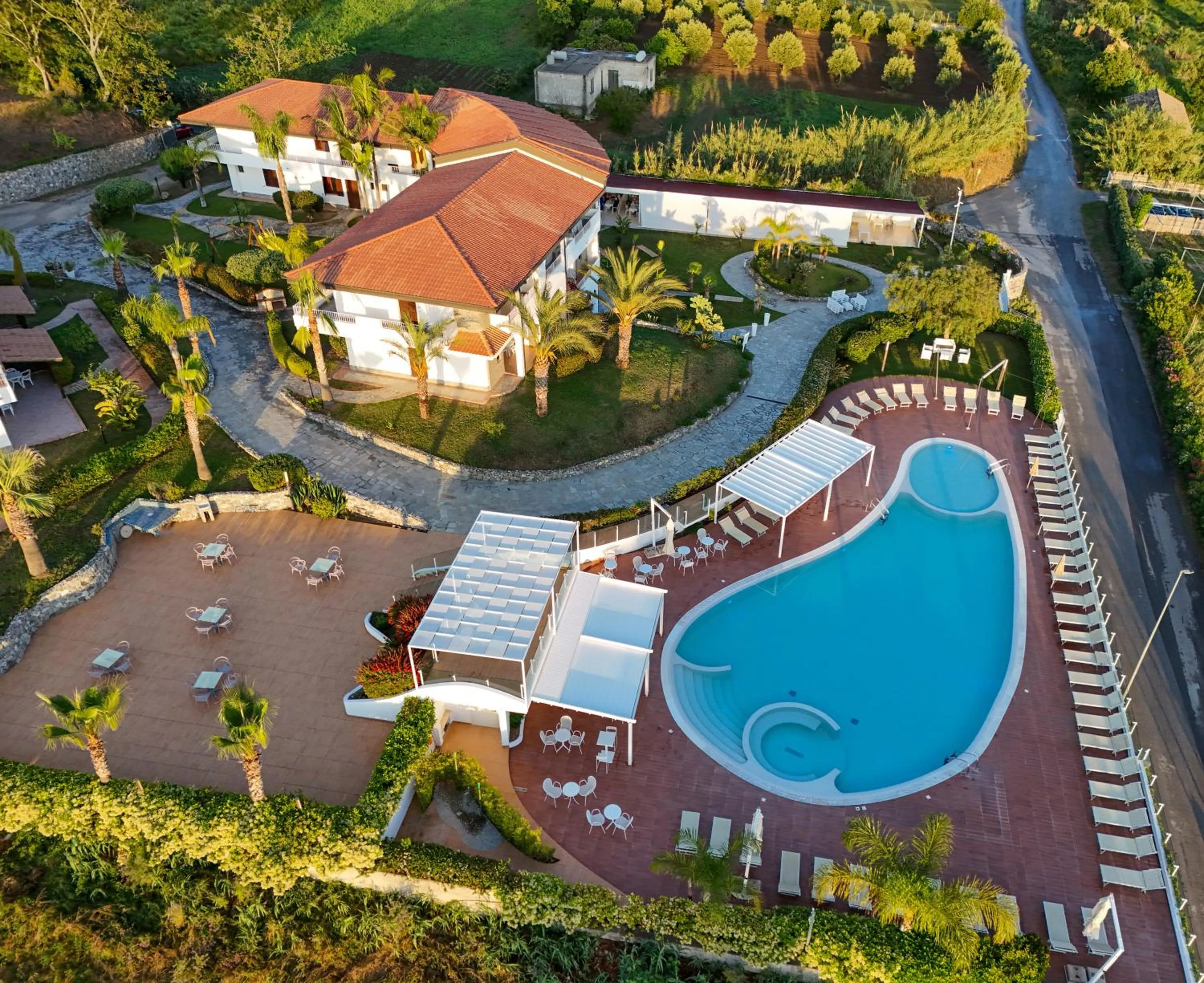 Bird's eye view in LUZIA AGRIRESORT - Piscina Idromassaggio con Vista Mare Aperta fino alle ore 23-00