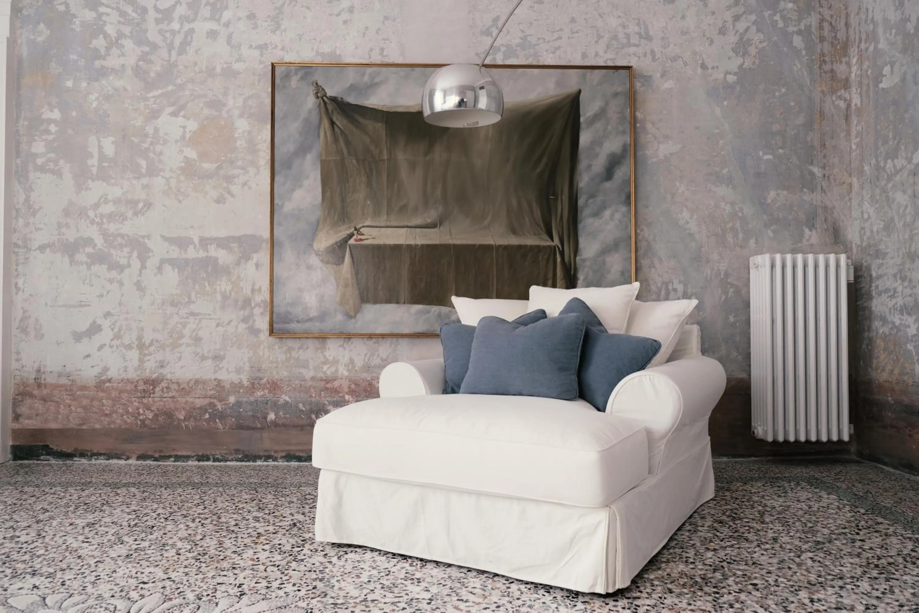 Living room in Palazzo Albricci Peregrini