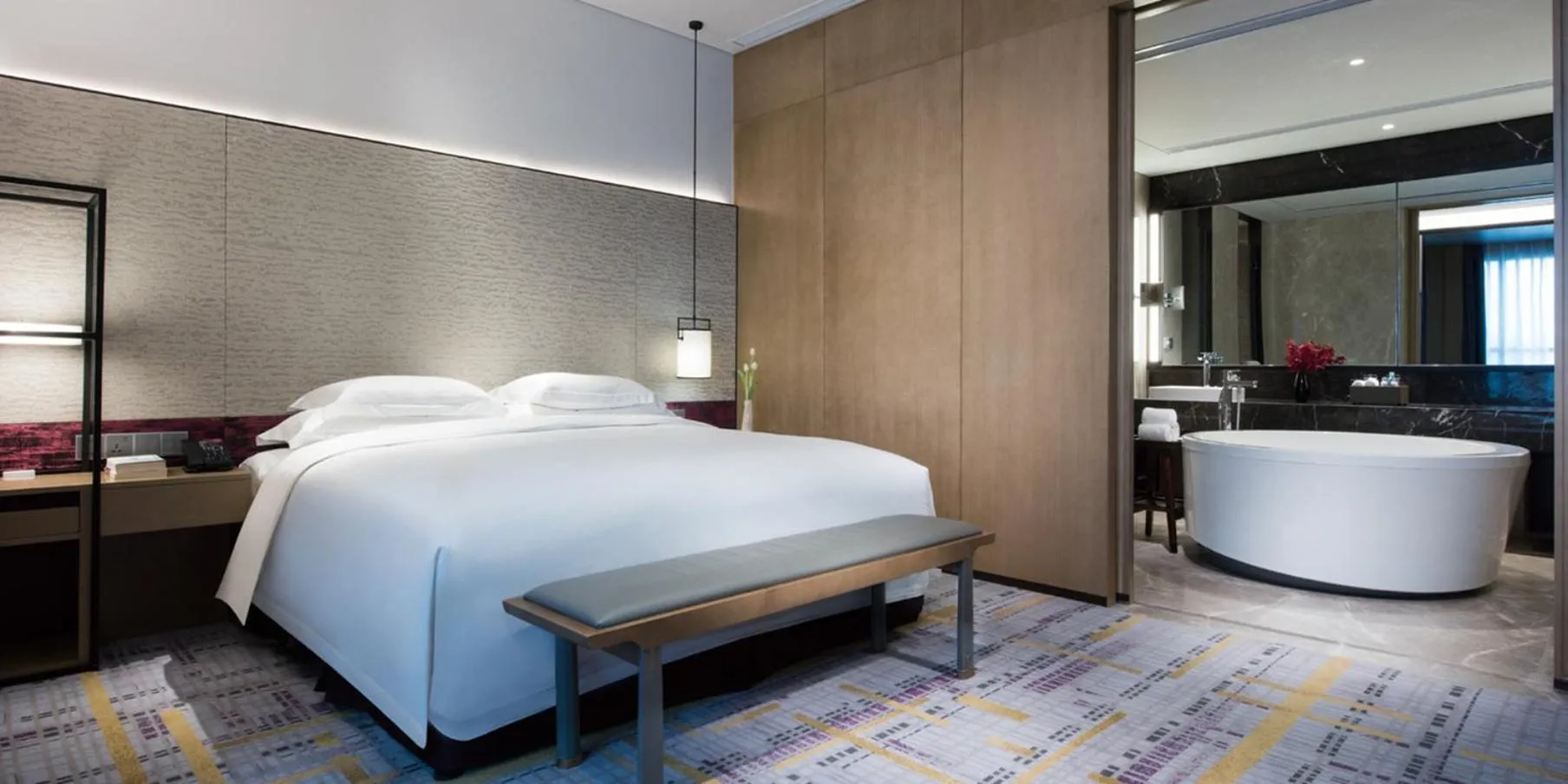 Photo of the whole room, Bed in Crowne Plaza Baoji City Center by IHG